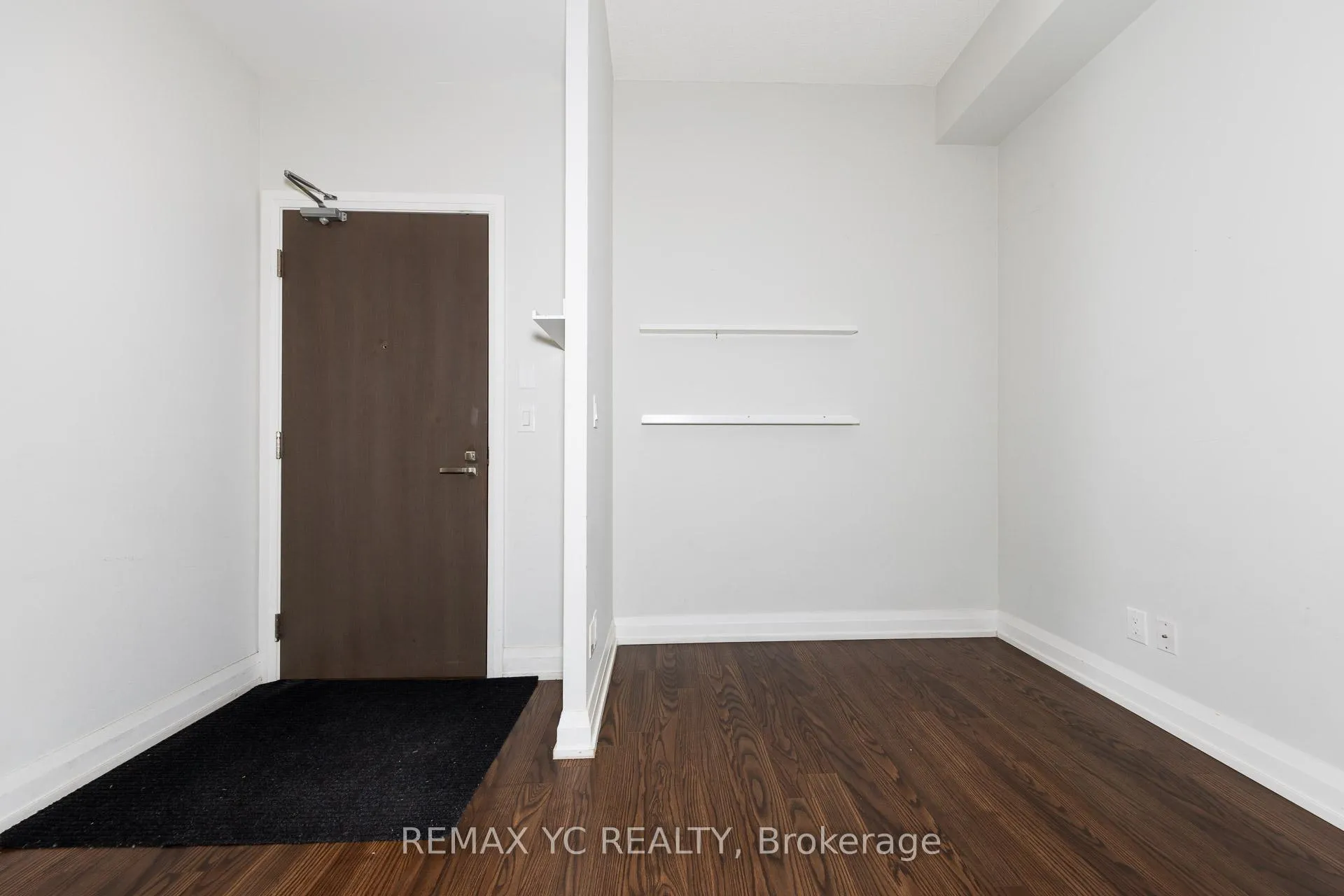 Photo 9 of Unit 927, 7161 Yonge Street, Markham, Grandview — HOMEH
