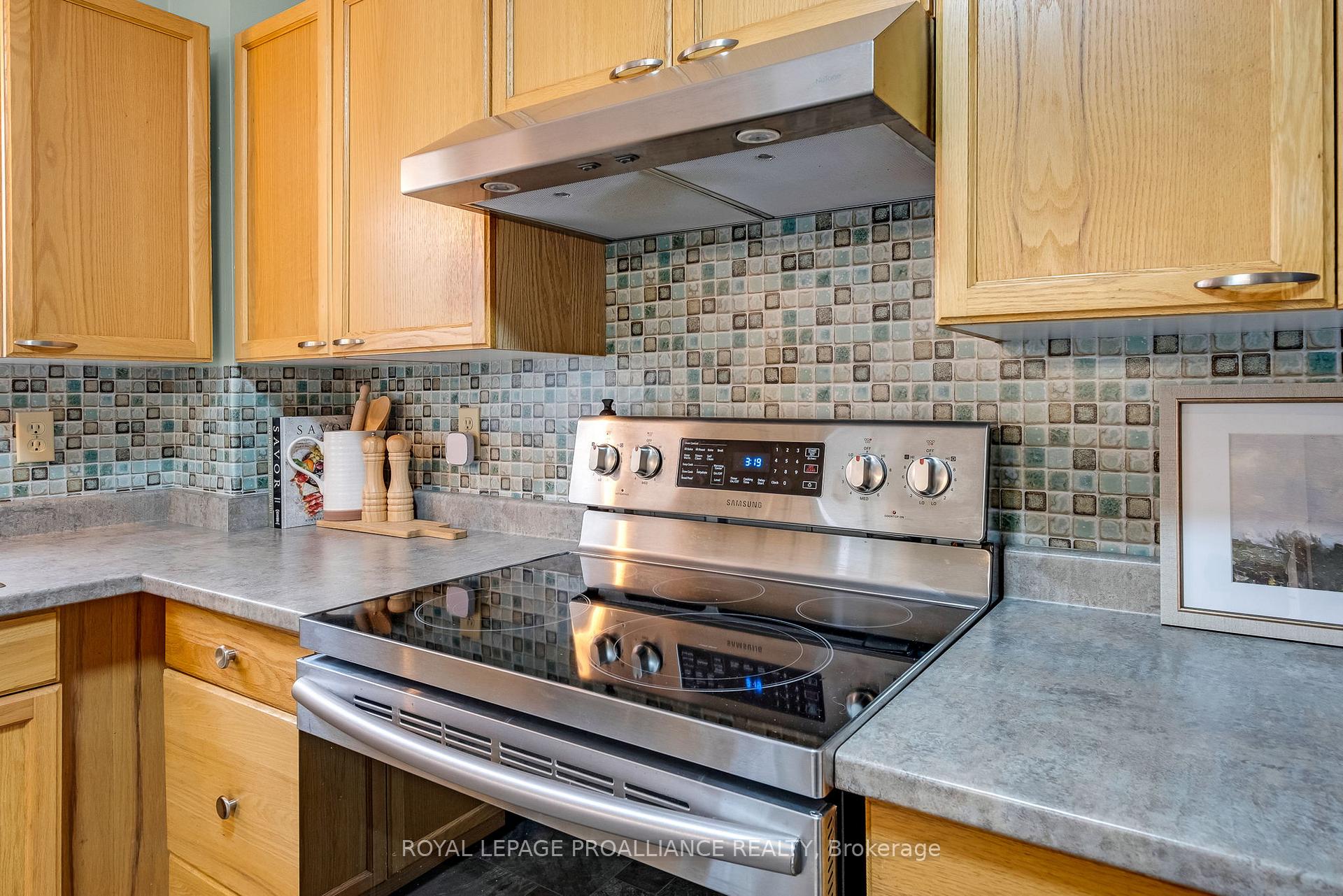 Photo 14 of 376 Alexandria Drive, Cobourg — HOMEH