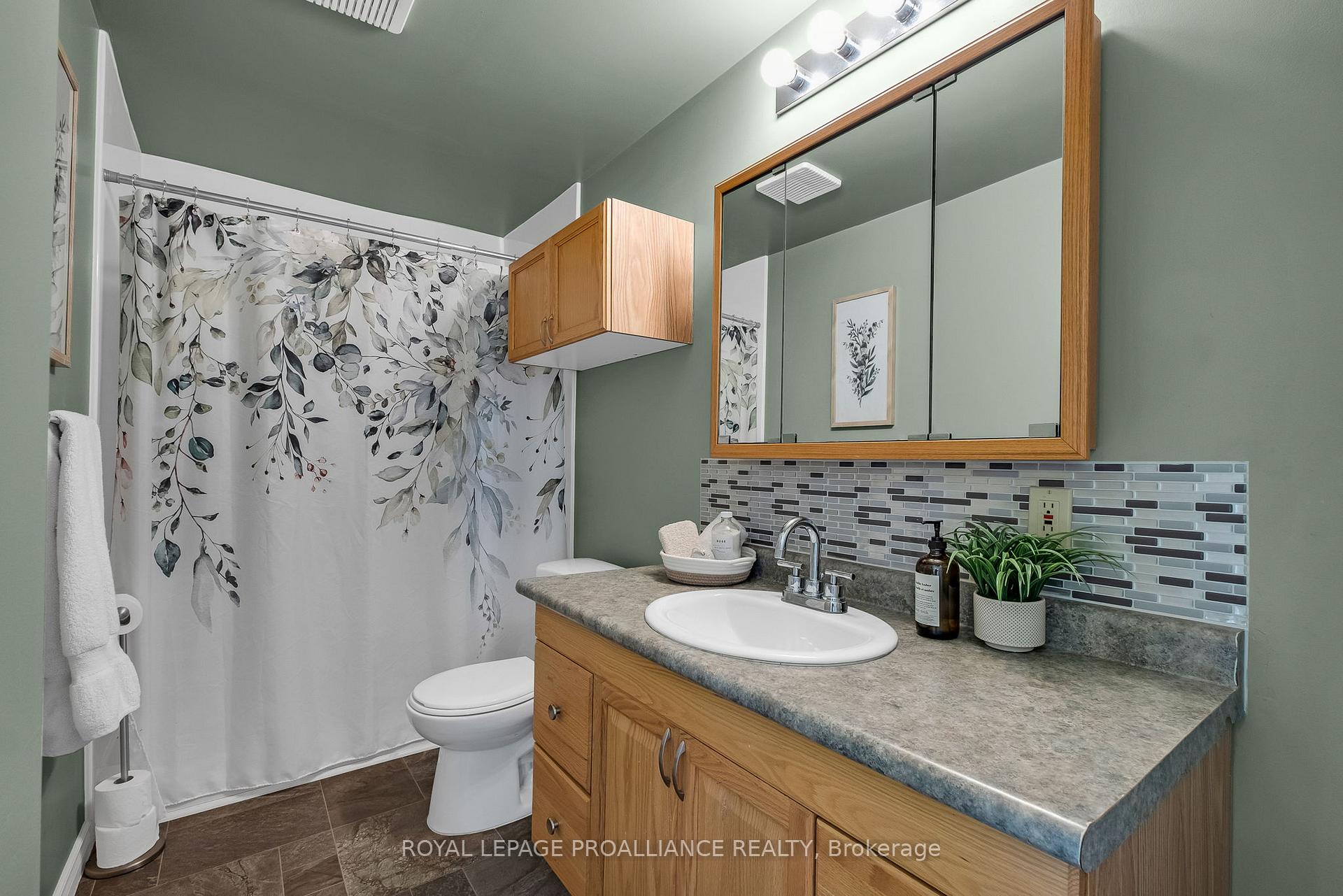 Photo 31 of 376 Alexandria Drive, Cobourg — HOMEH