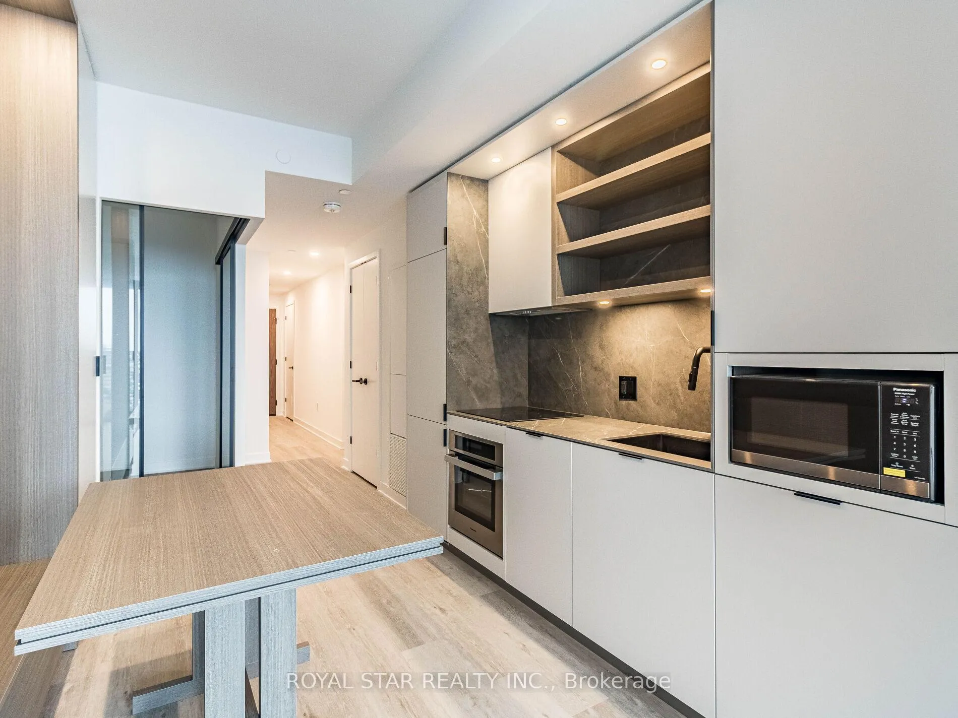 Photo 14 of Unit 4004, 55 Charles Street E, Toronto, Church-Yonge Corridor — HOMEH
