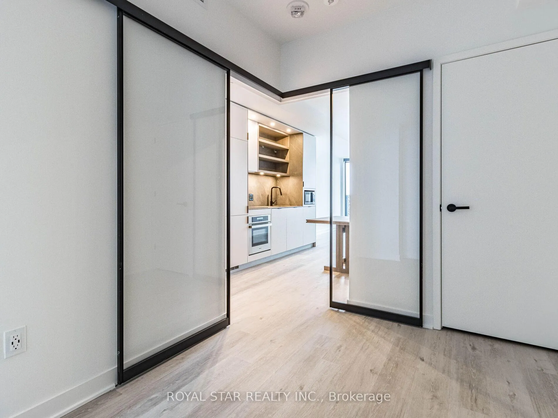 Photo 18 of Unit 4004, 55 Charles Street E, Toronto, Church-Yonge Corridor — HOMEH