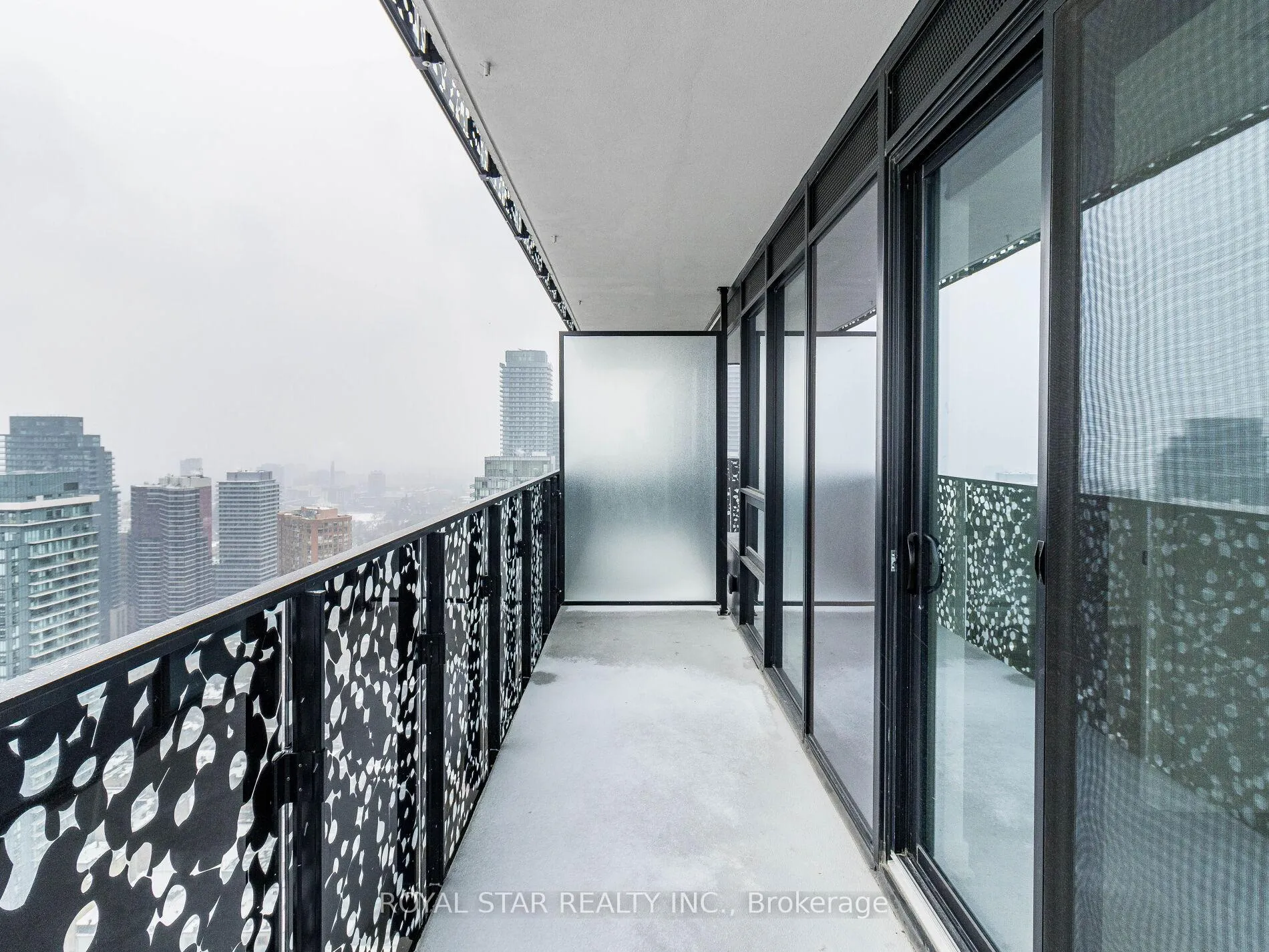 Photo 28 of Unit 4004, 55 Charles Street E, Toronto, Church-Yonge Corridor — HOMEH