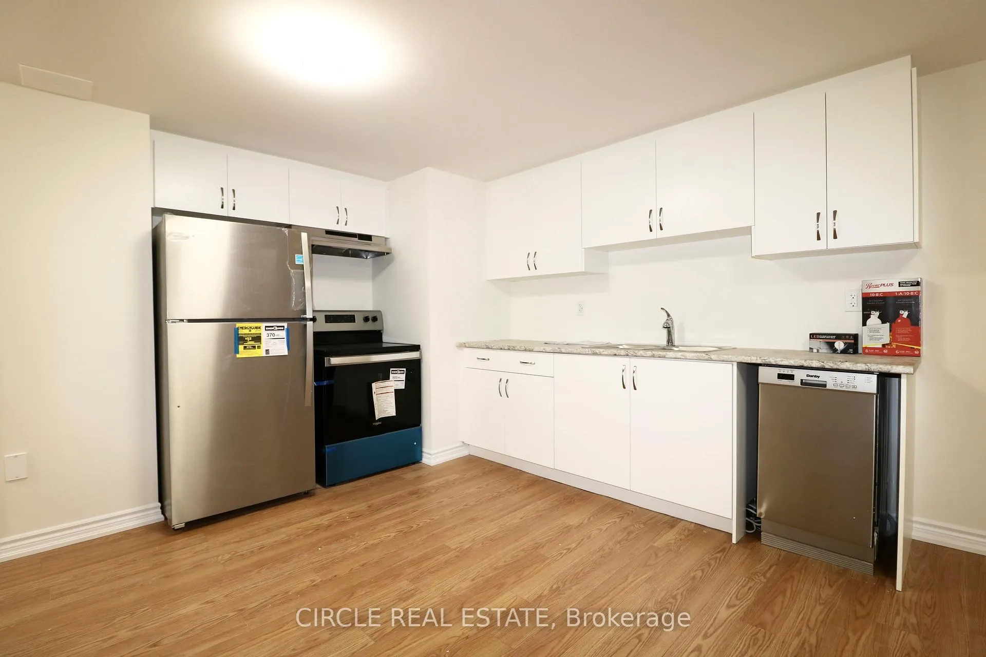 Photo 5 of Unit LOWER, 40 Valleybrook Road, Barrie, Innis-Shore — HOMEH