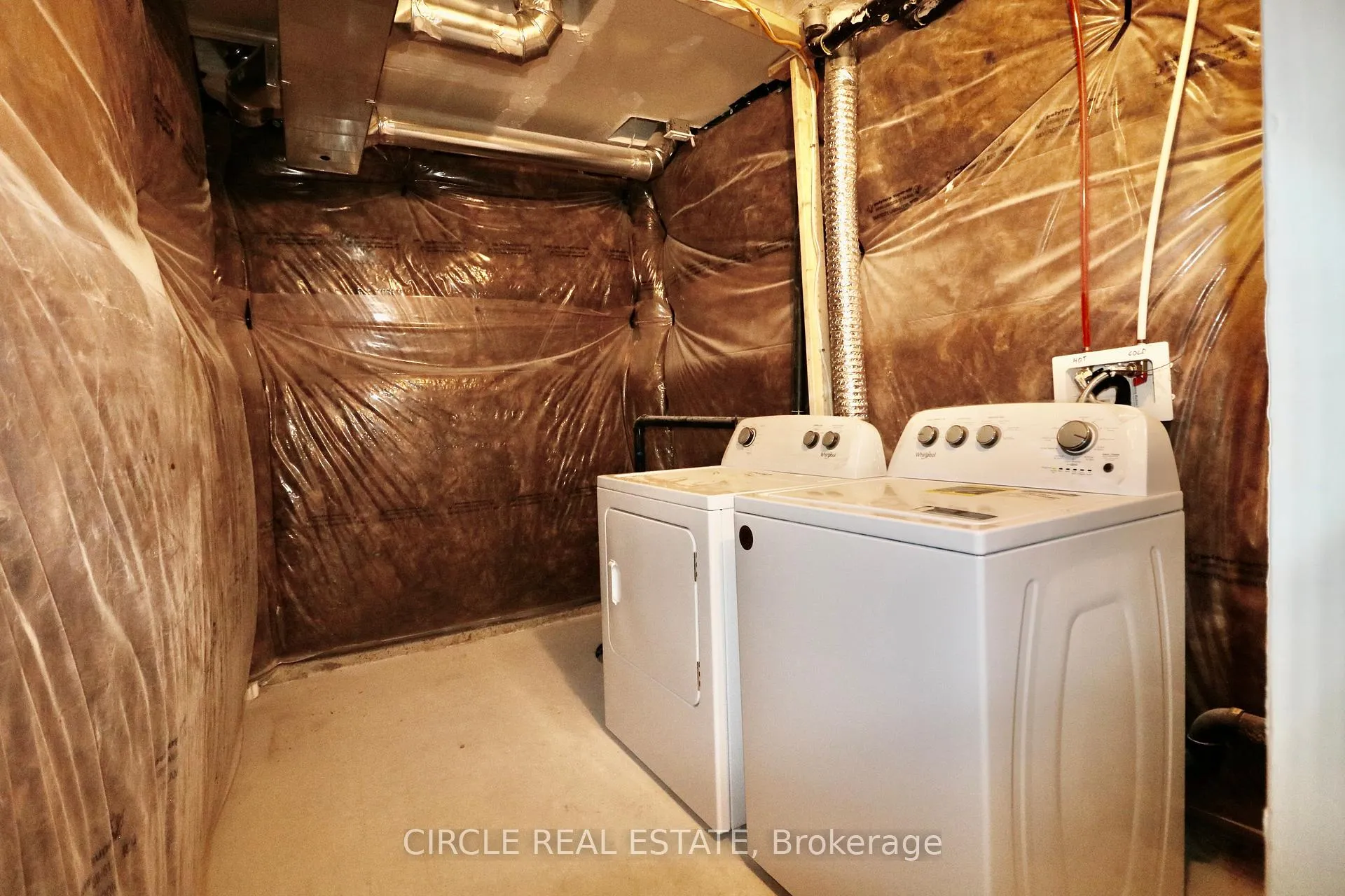Photo 14 of Unit LOWER, 40 Valleybrook Road, Barrie, Innis-Shore — HOMEH