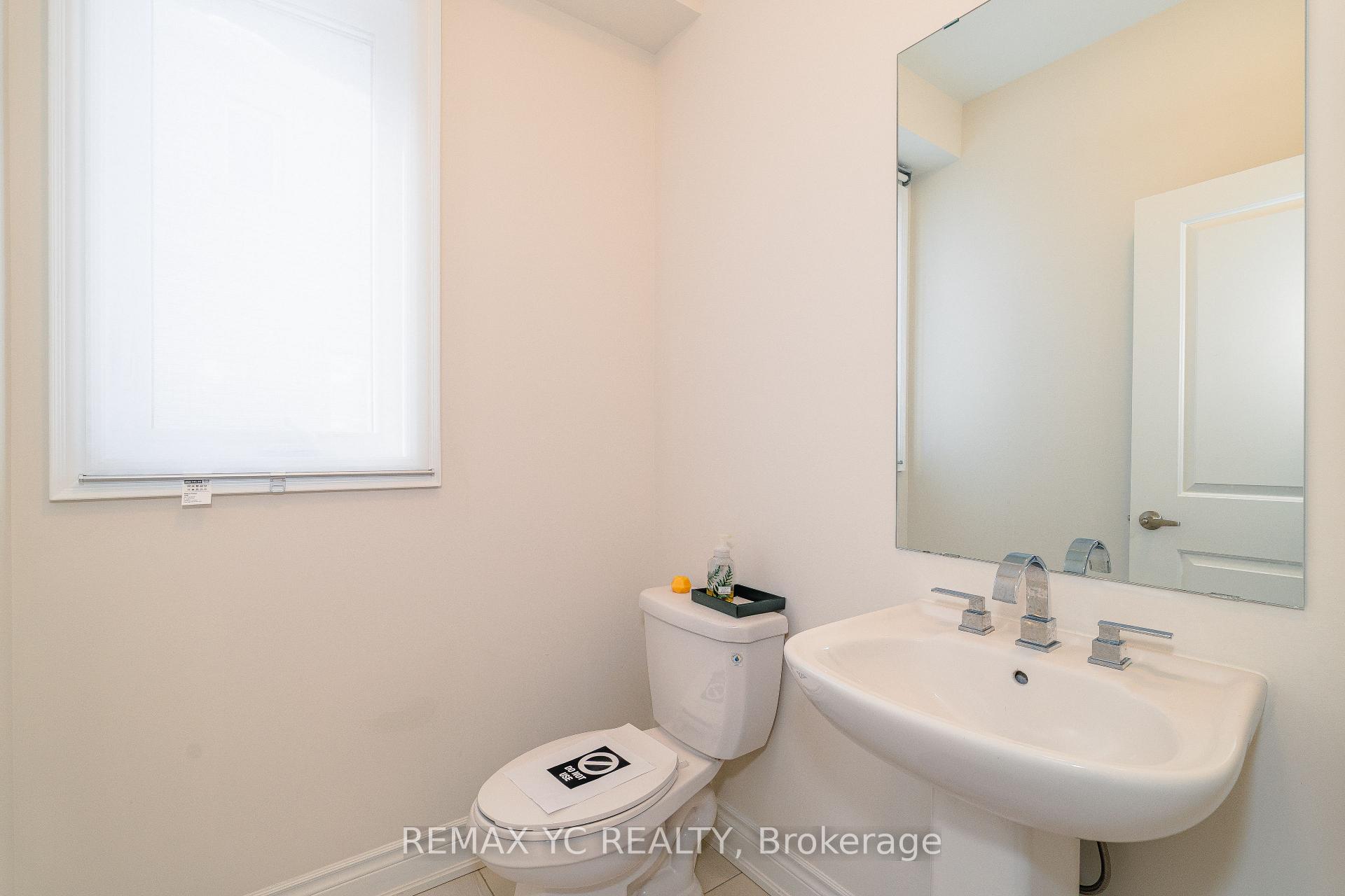 Photo 24 of 17 Hitching Post Lane, Georgina, Keswick South — HOMEH
