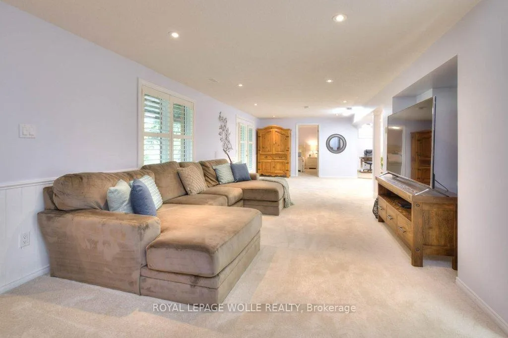Photo 25 of 318 Roxton Drive, Waterloo, Upper Beechwood — HOMEH