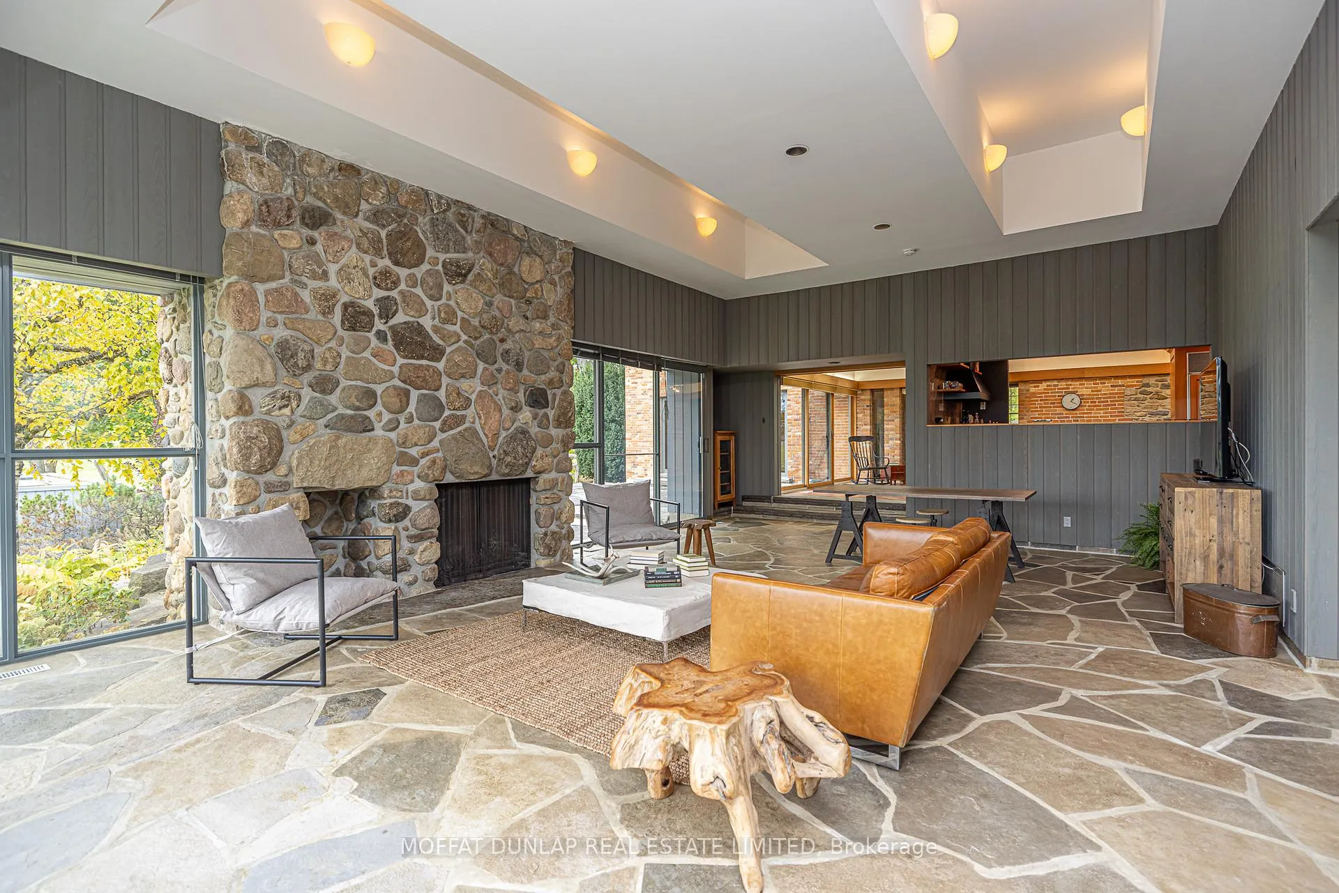 Photo 9 of 15625 8th Concession, King, Rural King — HOMEH