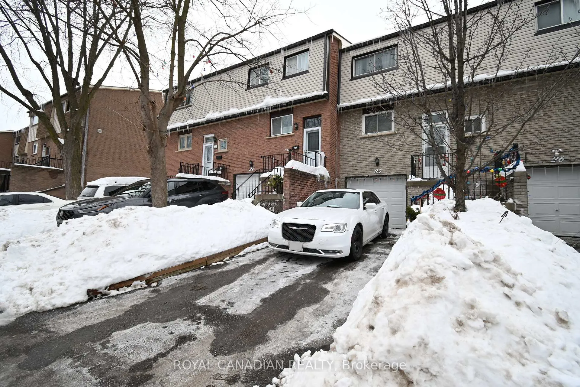 Photo 2 of Unit 25, 1945 Denmar Road, Pickering, Village East — HOMEH