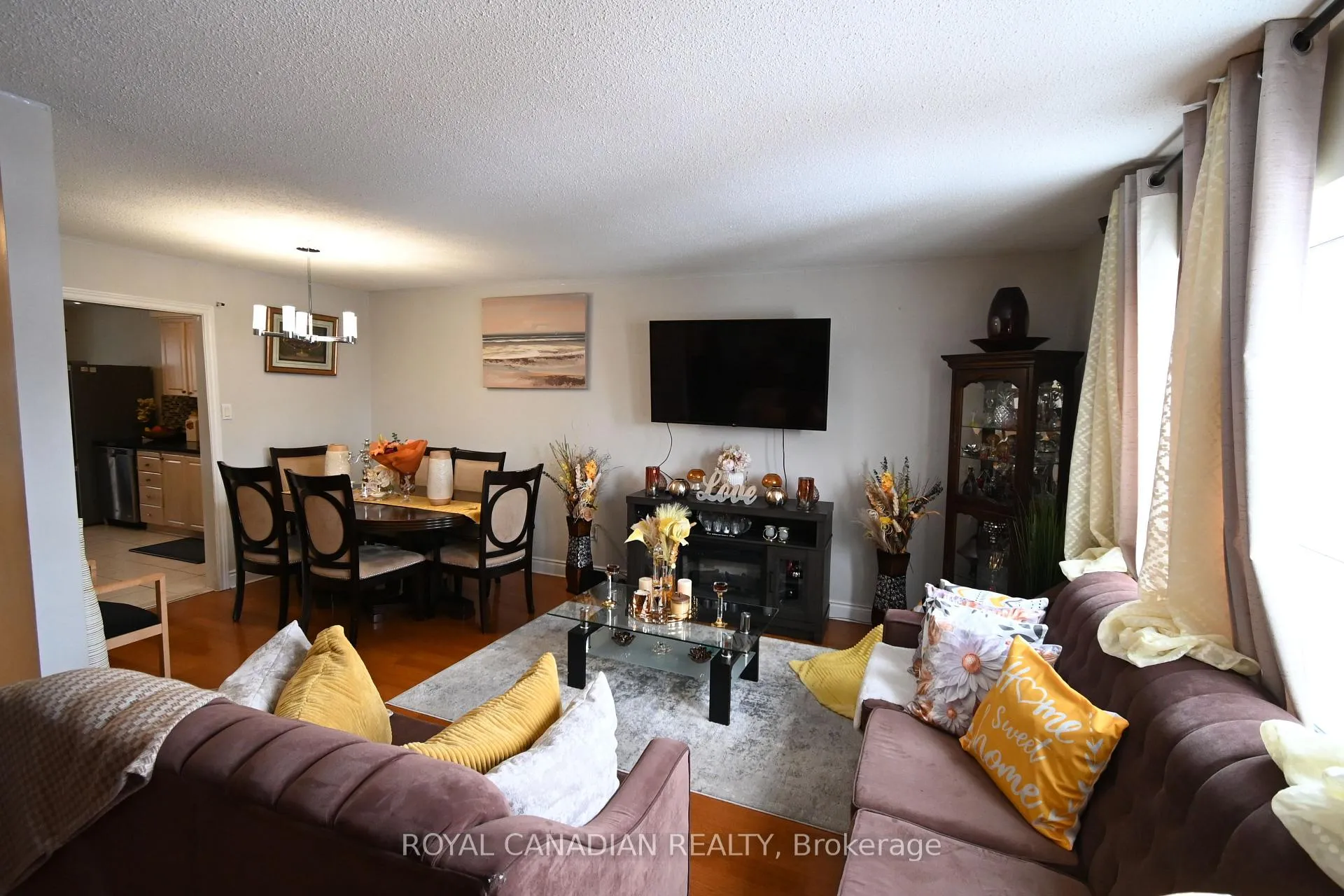 Photo 6 of Unit 25, 1945 Denmar Road, Pickering, Village East — HOMEH