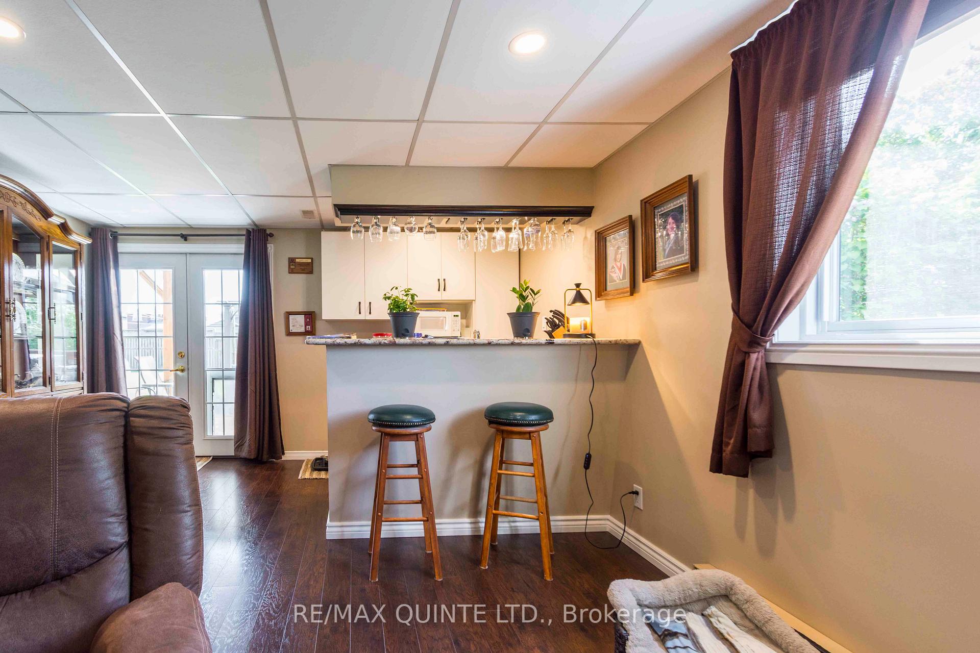 Photo 10 of 273 Farnham Road, Belleville, Thurlow Ward — HOMEH