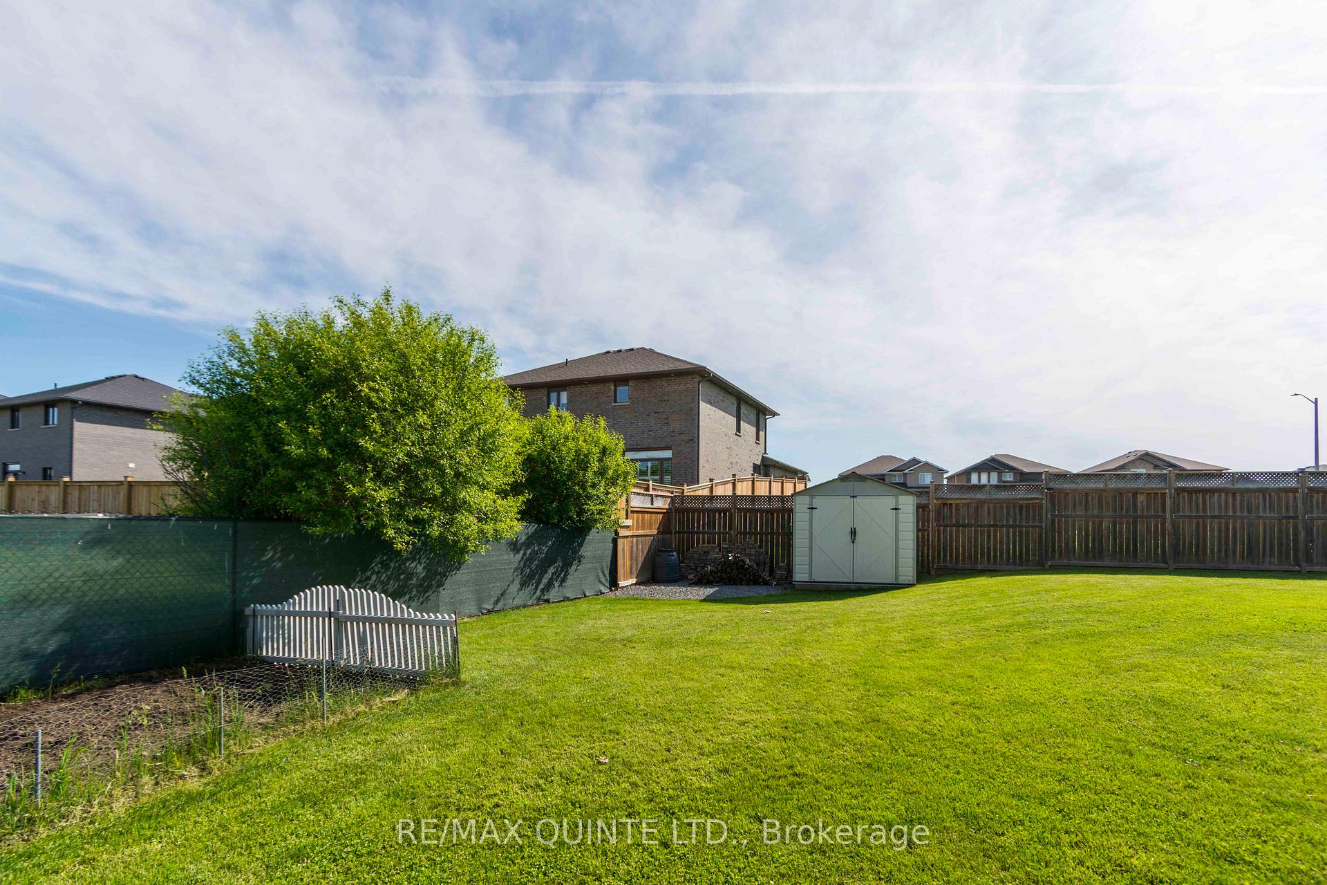 Photo 39 of 273 Farnham Road, Belleville, Thurlow Ward — HOMEH