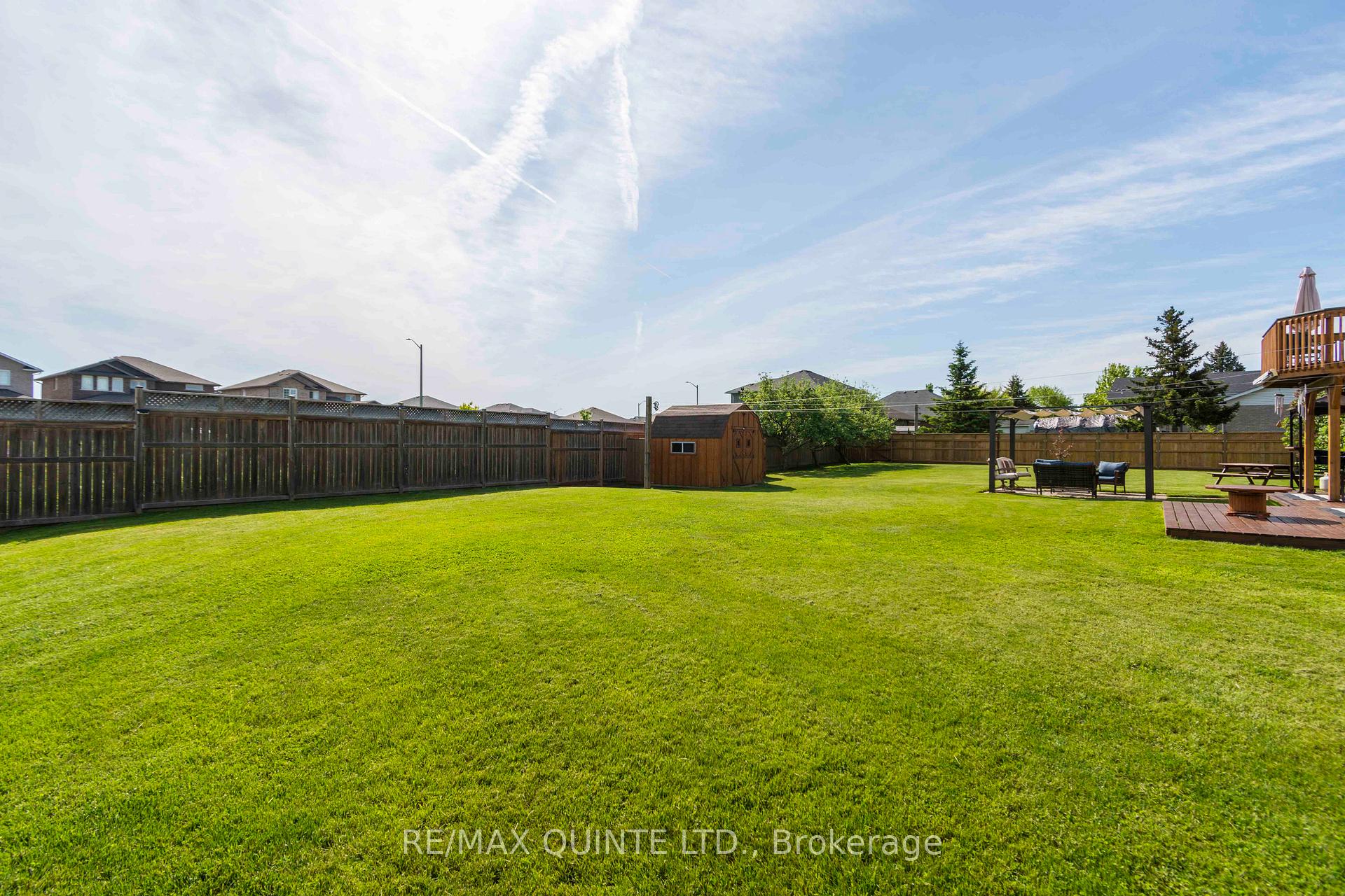 Photo 40 of 273 Farnham Road, Belleville, Thurlow Ward — HOMEH