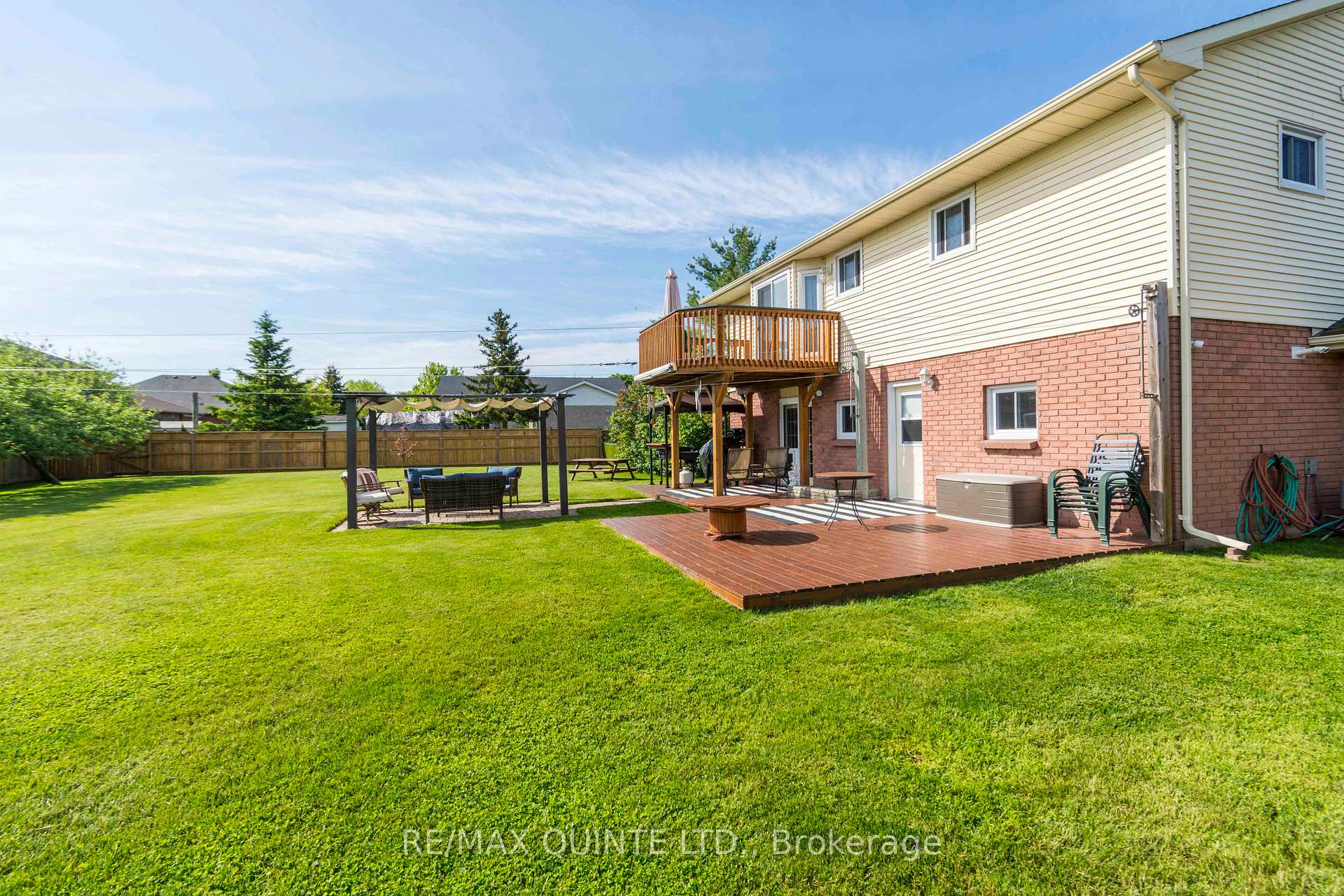 Photo 41 of 273 Farnham Road, Belleville, Thurlow Ward — HOMEH