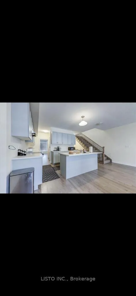 Photo 5 of Unit Bedroom #2, 12 Thomas Hope Lane, Markham, Cedarwood — HOMEH