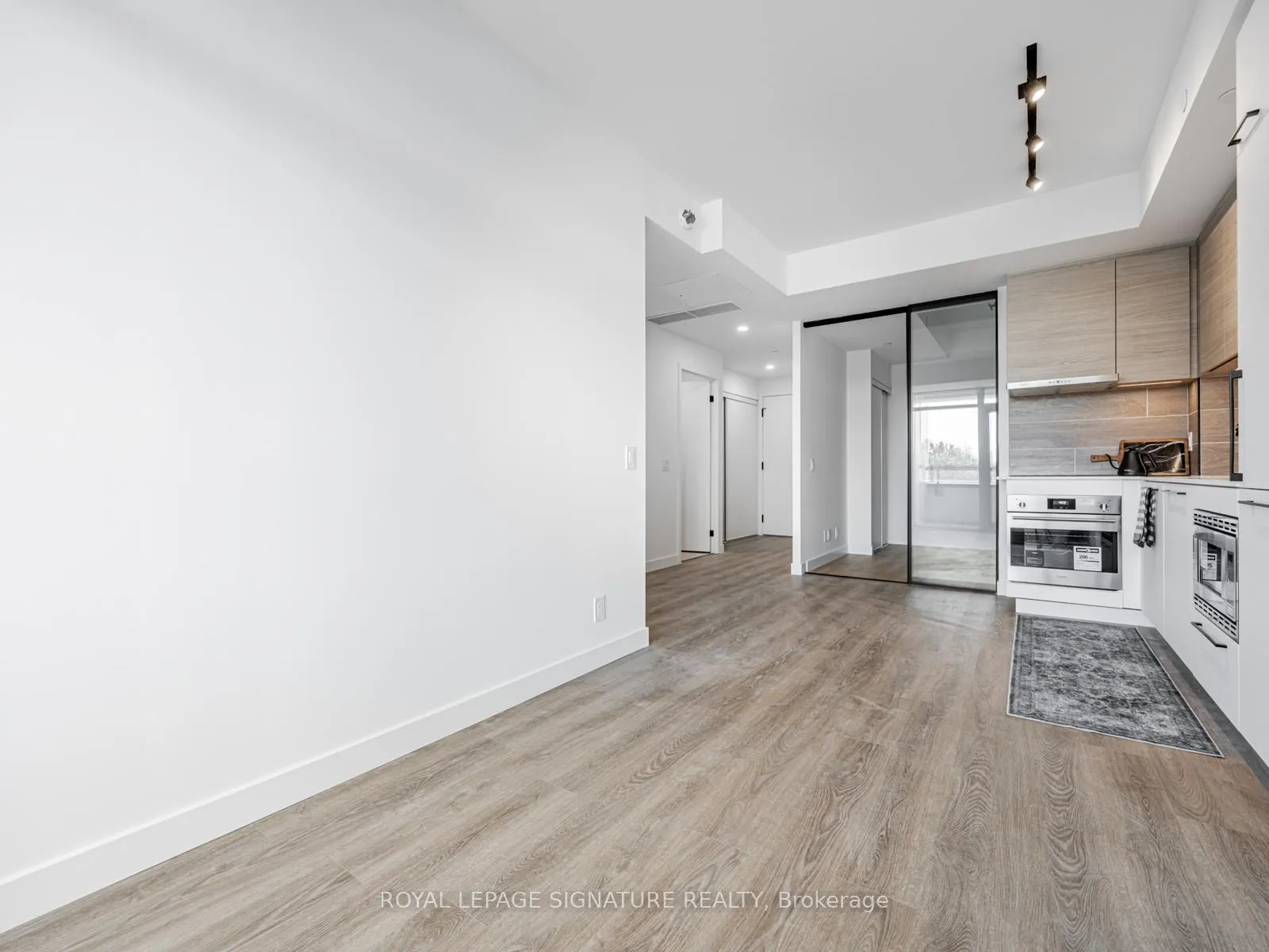Photo 10 of Unit 416, 1050 Eastern Avenue, Toronto, The Beaches — HOMEH