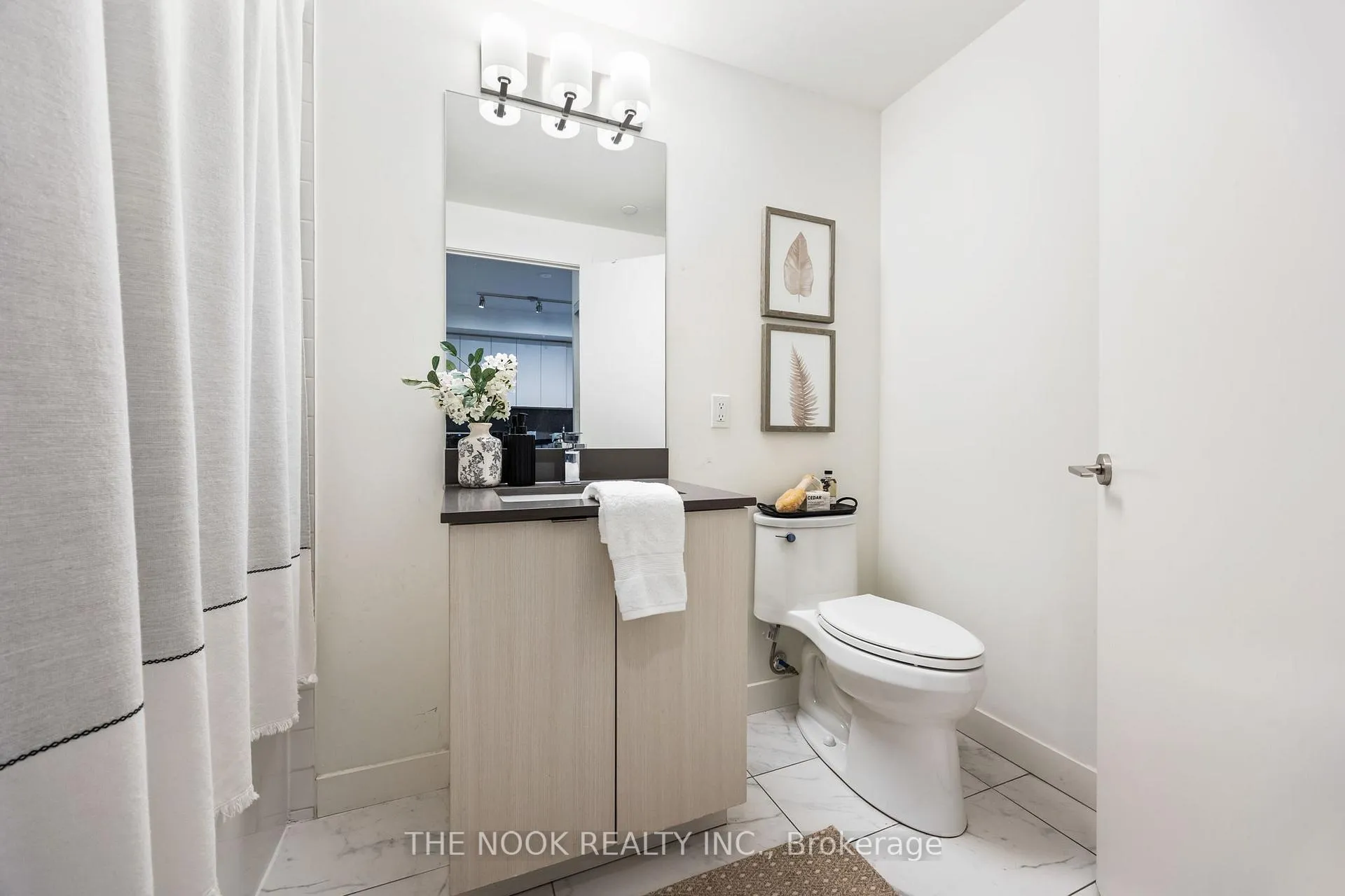 Photo 7 of Unit 417, 859 The Queensway, Etobicoke, Stonegate-Queensway — HOMEH