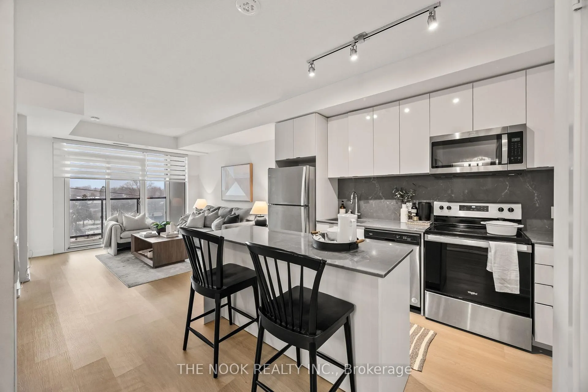 Photo 9 of Unit 417, 859 The Queensway, Etobicoke, Stonegate-Queensway — HOMEH