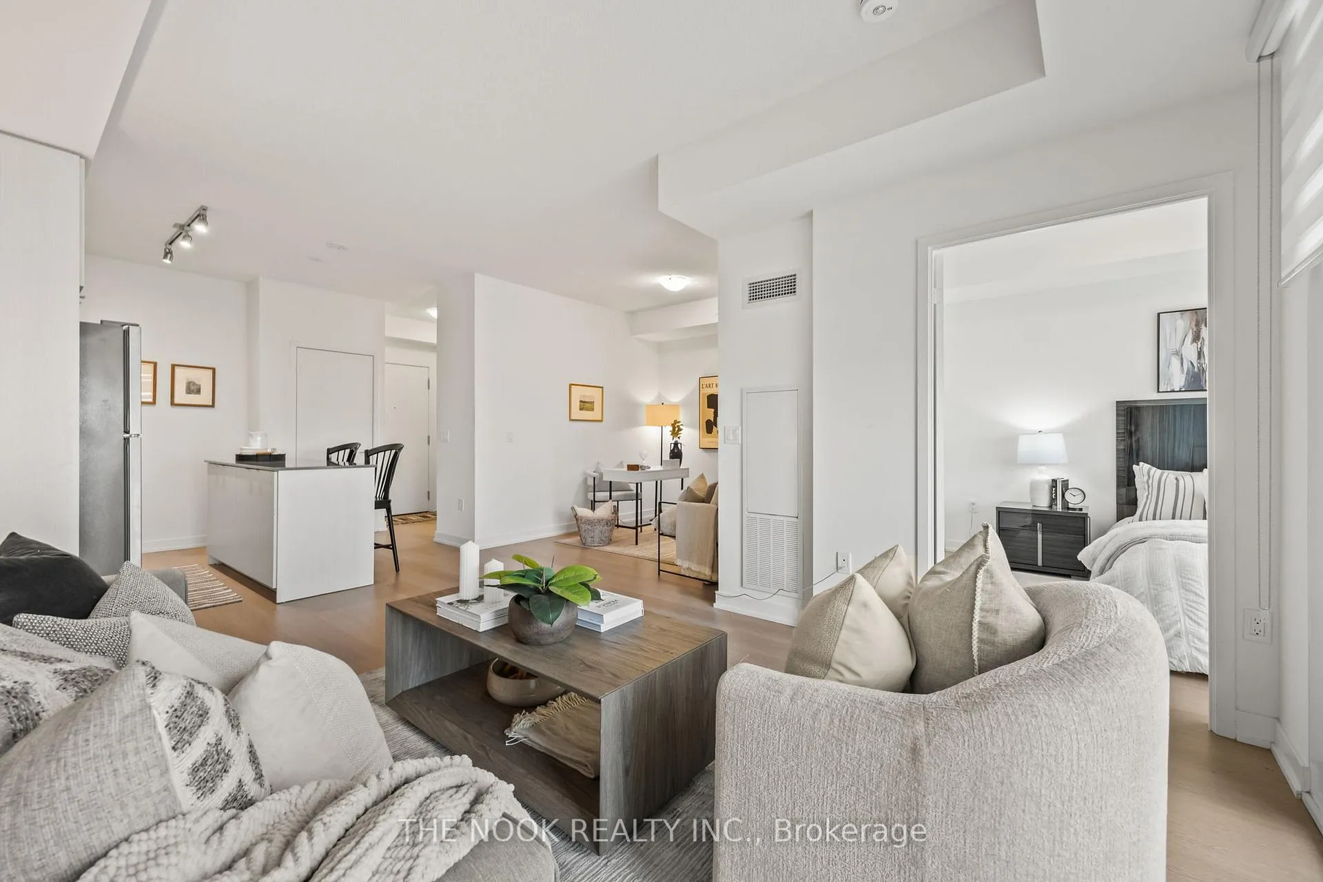 Photo 31 of Unit 417, 859 The Queensway, Etobicoke, Stonegate-Queensway — HOMEH