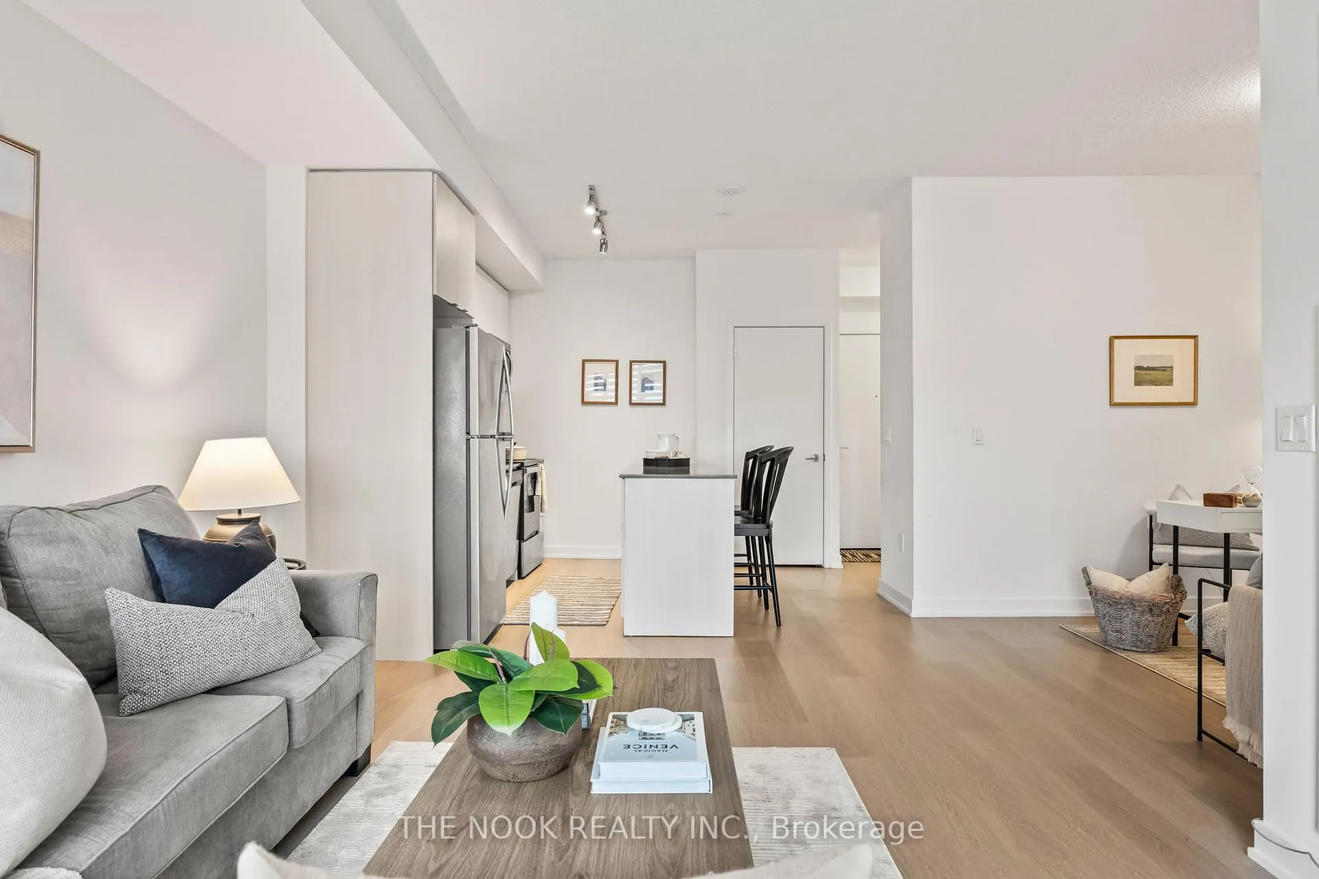 Photo 32 of Unit 417, 859 The Queensway, Etobicoke, Stonegate-Queensway — HOMEH