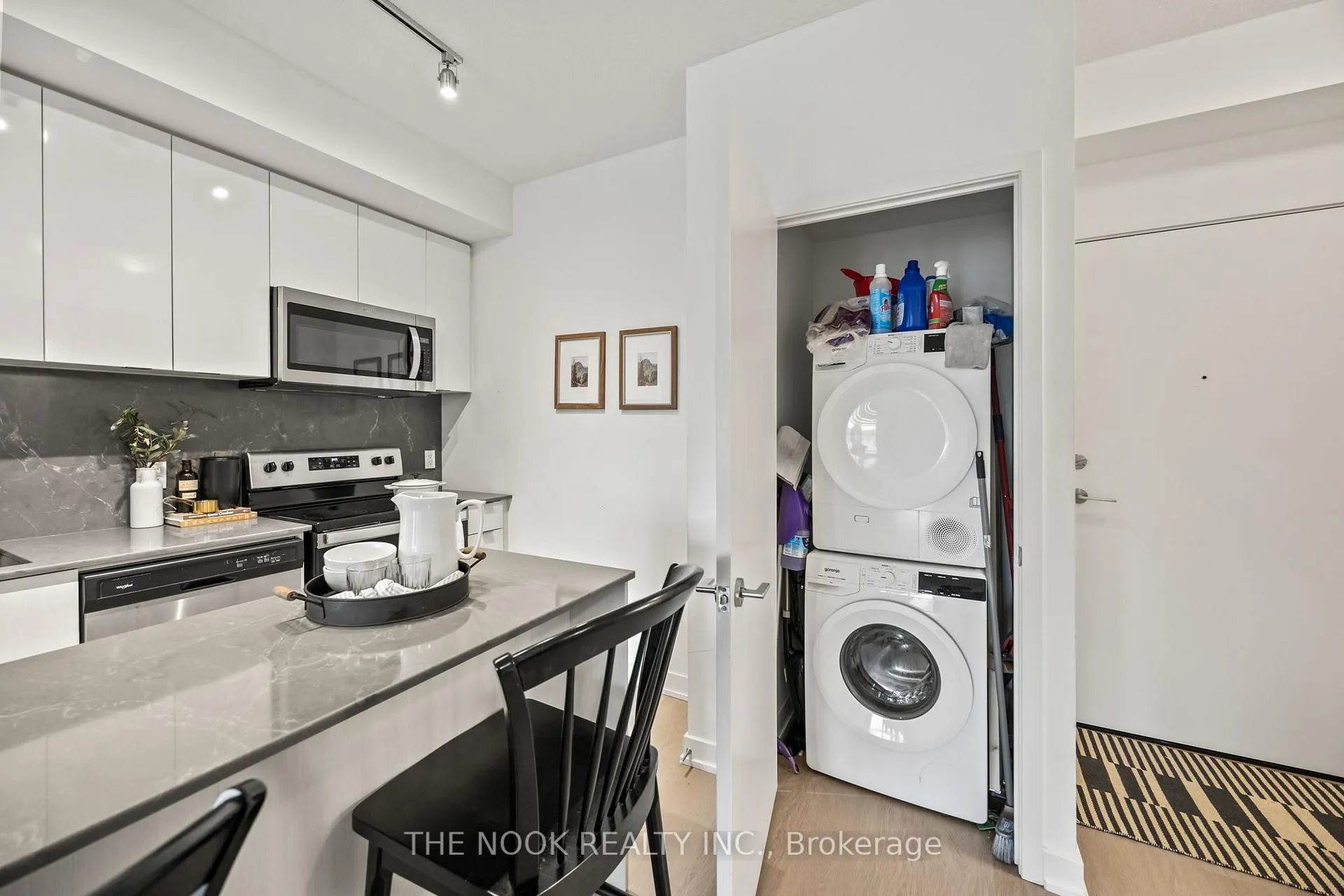 Photo 39 of Unit 417, 859 The Queensway, Etobicoke, Stonegate-Queensway — HOMEH