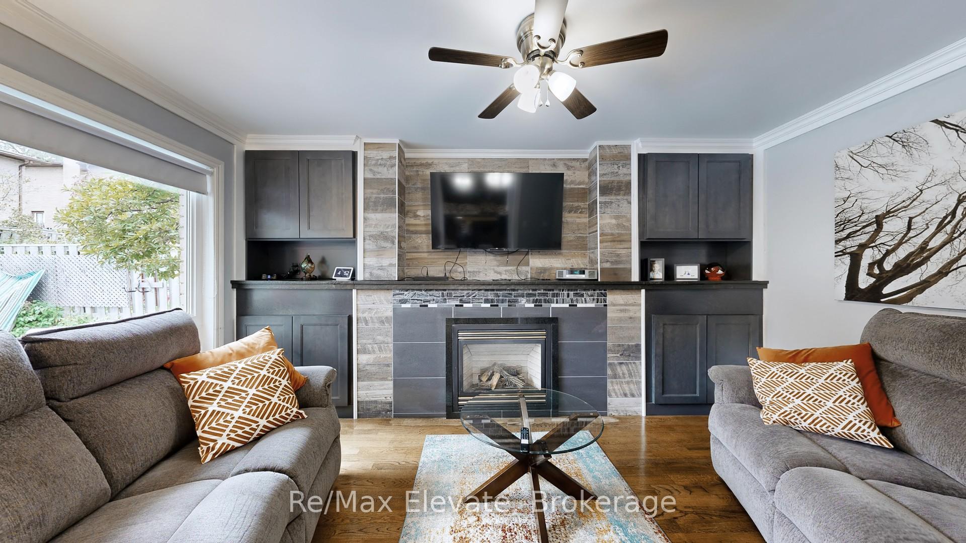 Photo 8 of 28 Kenny Crescent, Barrie, Letitia Heights — HOMEH