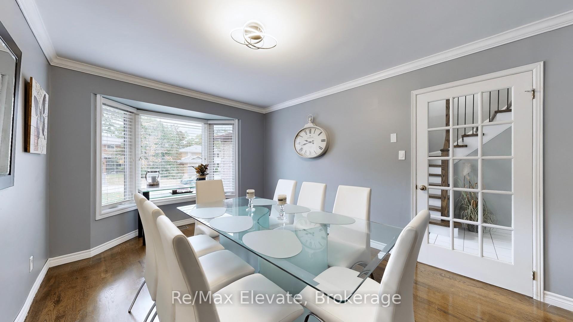 Photo 11 of 28 Kenny Crescent, Barrie, Letitia Heights — HOMEH