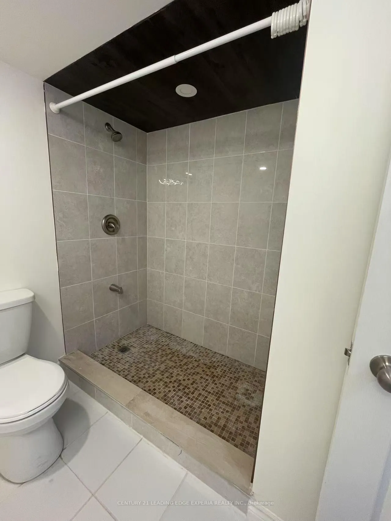 Photo 5 of Unit Lower Unit, 31 Wilfred Murison Avenue, Markham, Berczy — HOMEH