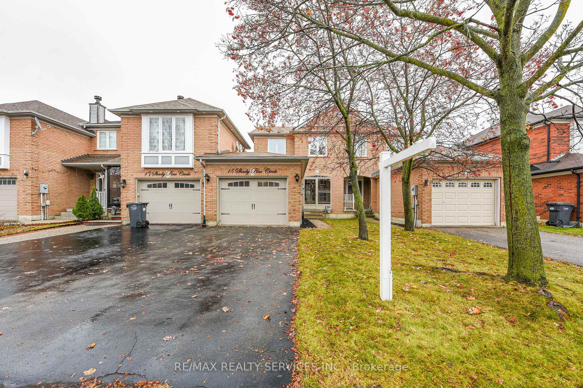 Photo 1 of 15 Shady Pine Circle, Brampton, Sandringham-Wellington — HOMEH