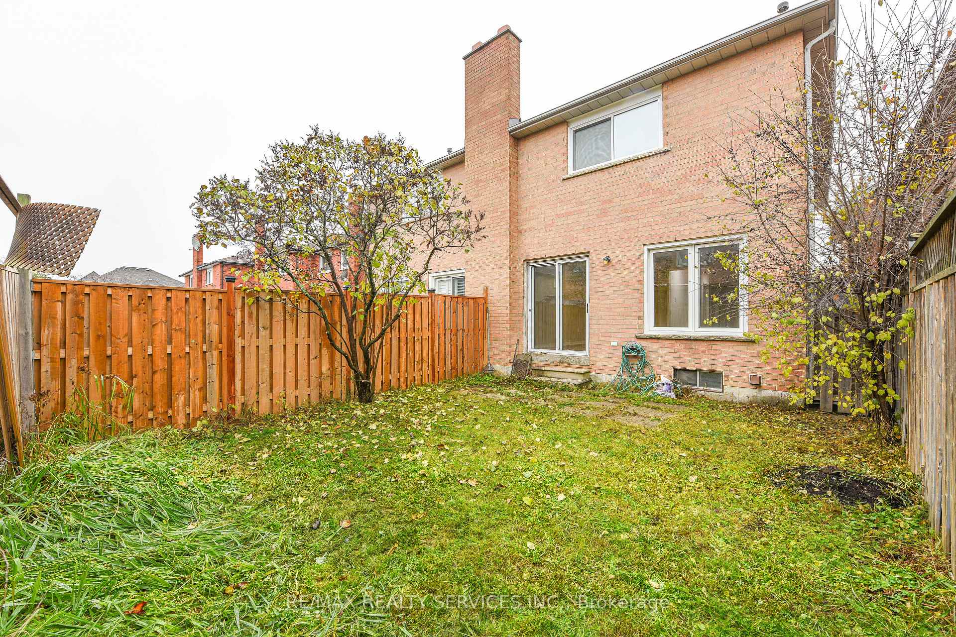 Photo 42 of 15 Shady Pine Circle, Brampton, Sandringham-Wellington — HOMEH
