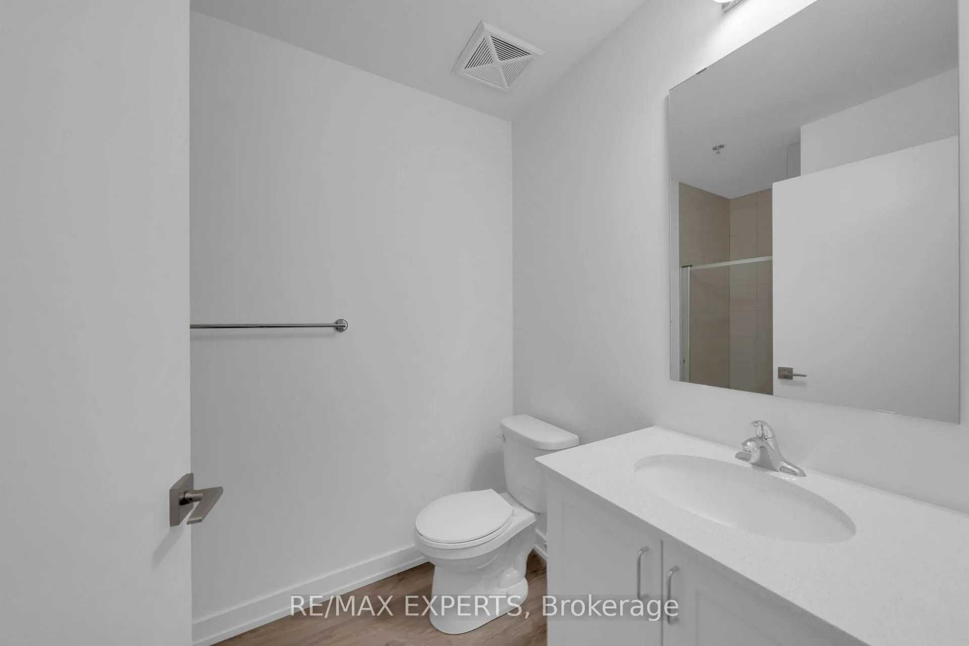 Photo 3 of Unit 209, 430 Essa Road, Barrie, Holly — HOMEH