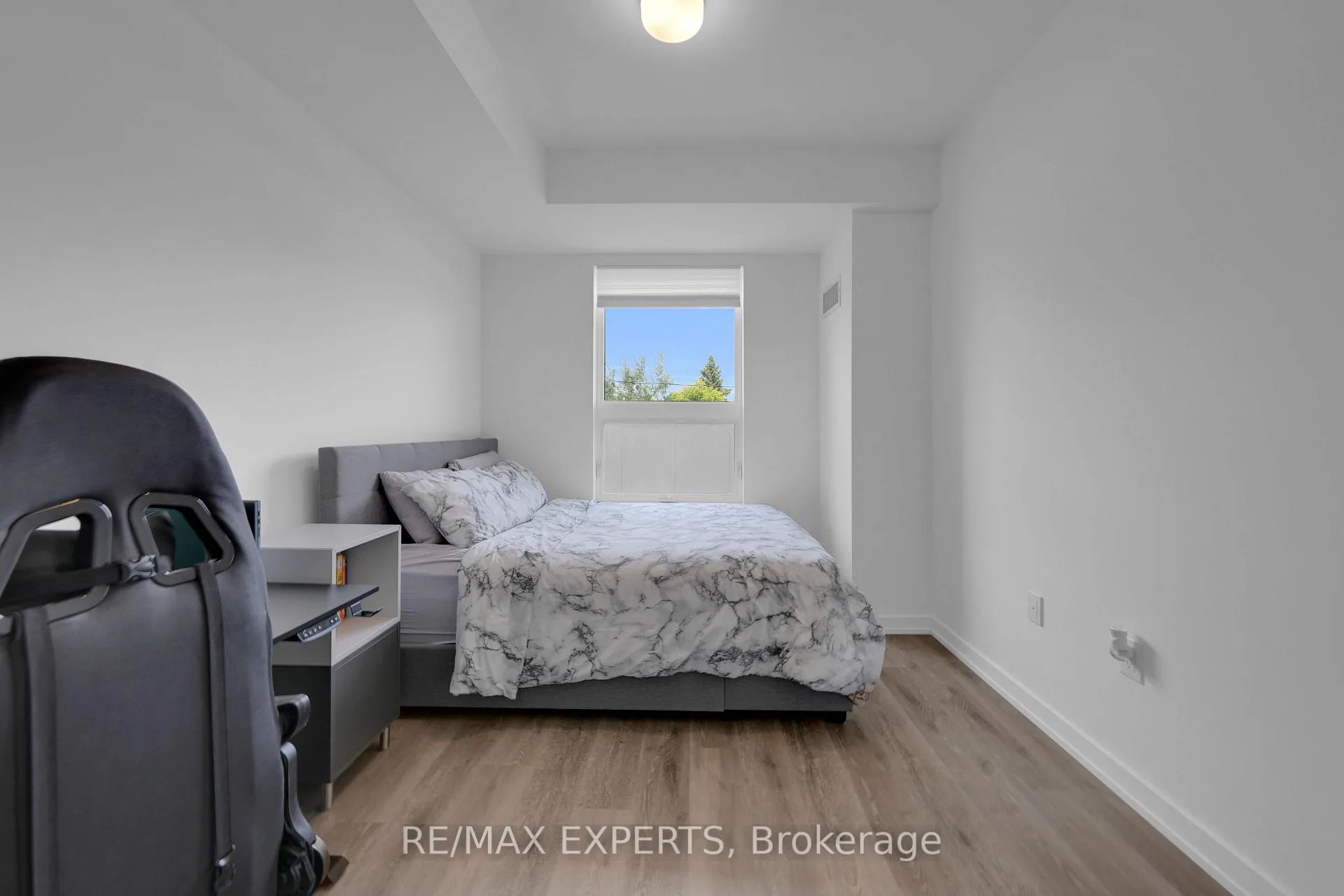 Photo 8 of Unit 209, 430 Essa Road, Barrie, Holly — HOMEH