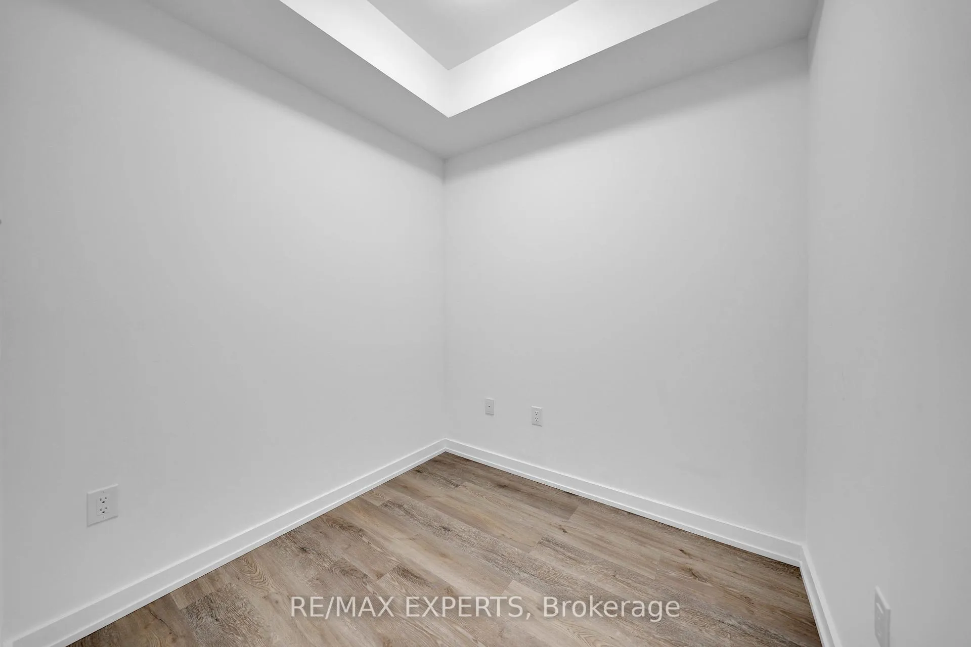 Photo 15 of Unit 209, 430 Essa Road, Barrie, Holly — HOMEH