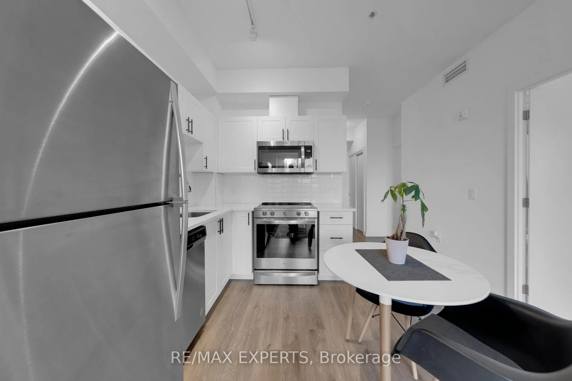 Photo 22 of Unit 209, 430 Essa Road, Barrie, Holly — HOMEH