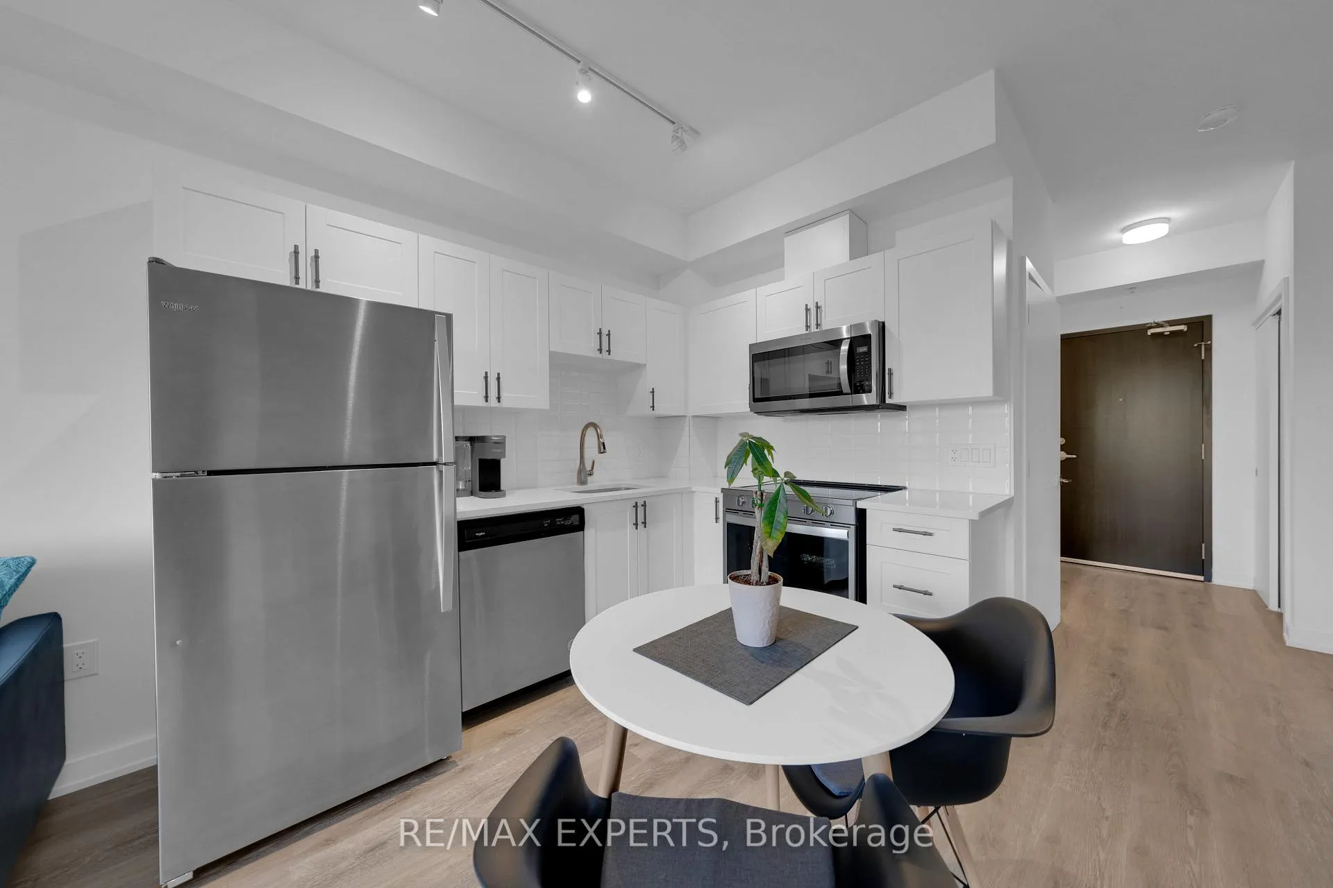 Photo 23 of Unit 209, 430 Essa Road, Barrie, Holly — HOMEH