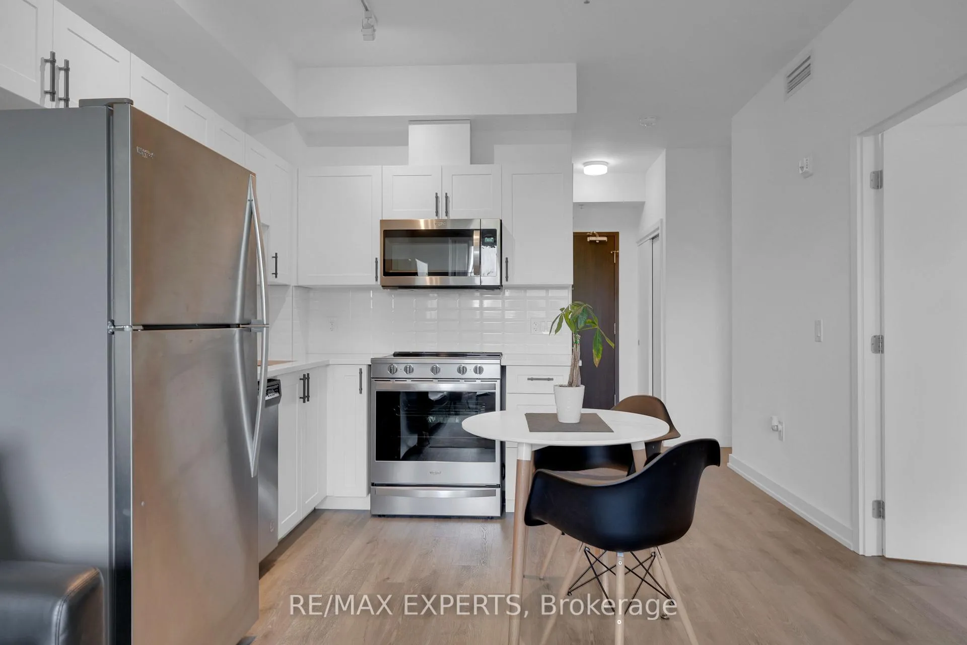 Photo 26 of Unit 209, 430 Essa Road, Barrie, Holly — HOMEH