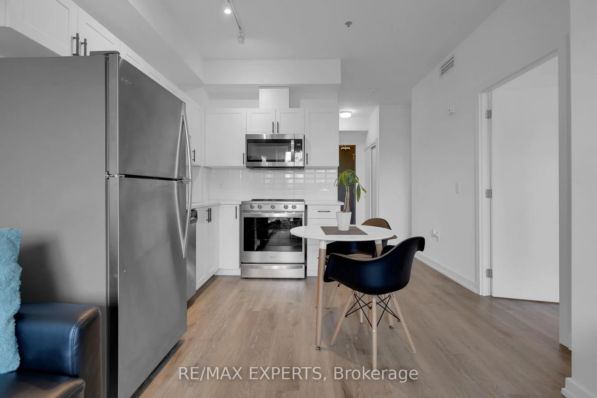 Photo 27 of Unit 209, 430 Essa Road, Barrie, Holly — HOMEH