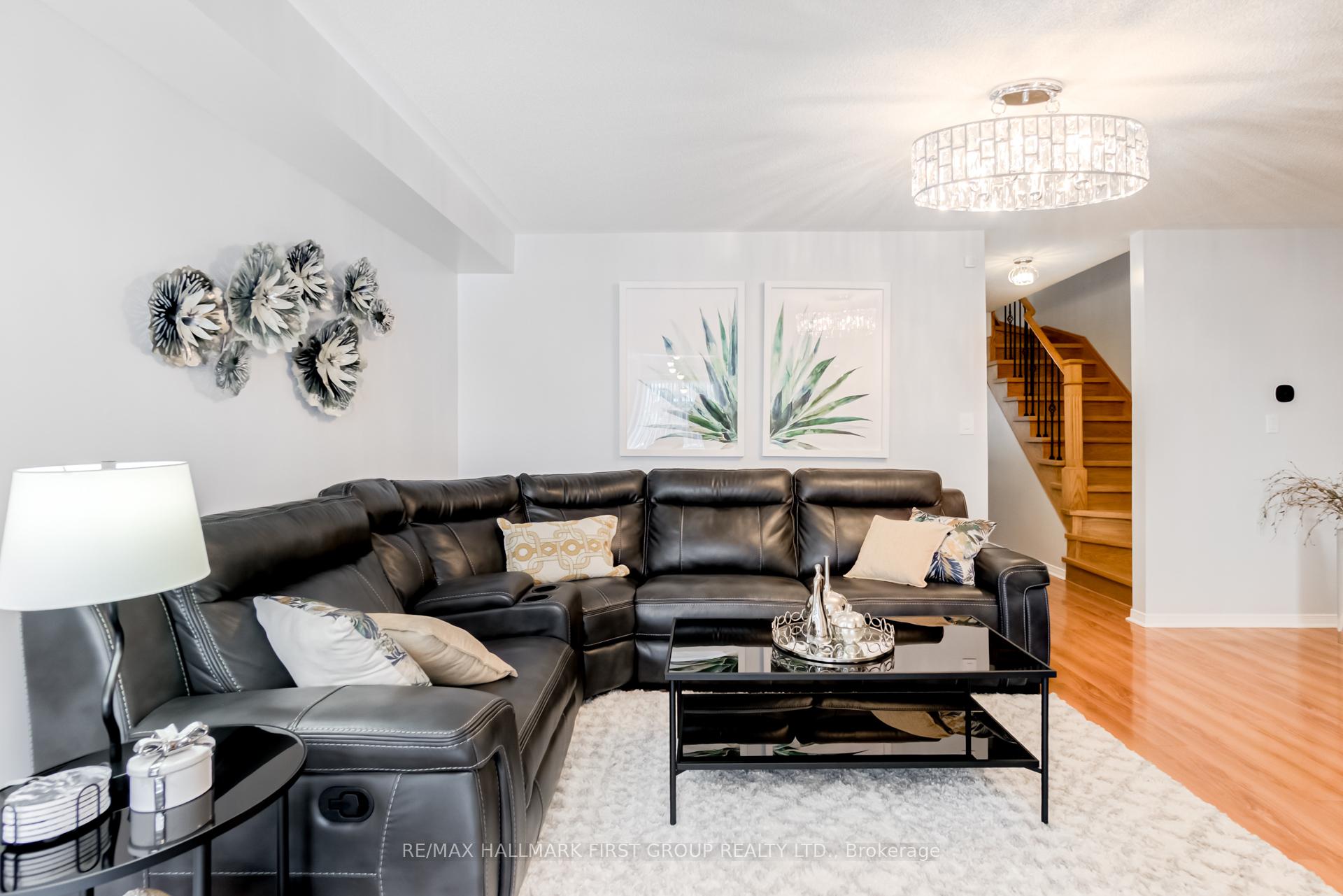 Photo 7 of 37 Abela Lane, Ajax, Central — HOMEH