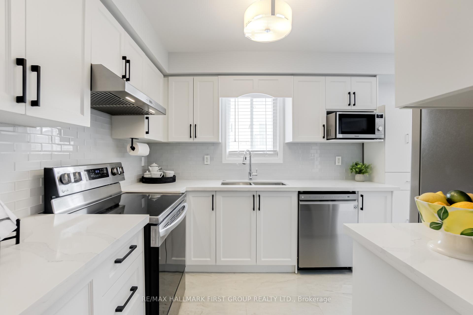 Photo 9 of 37 Abela Lane, Ajax, Central — HOMEH