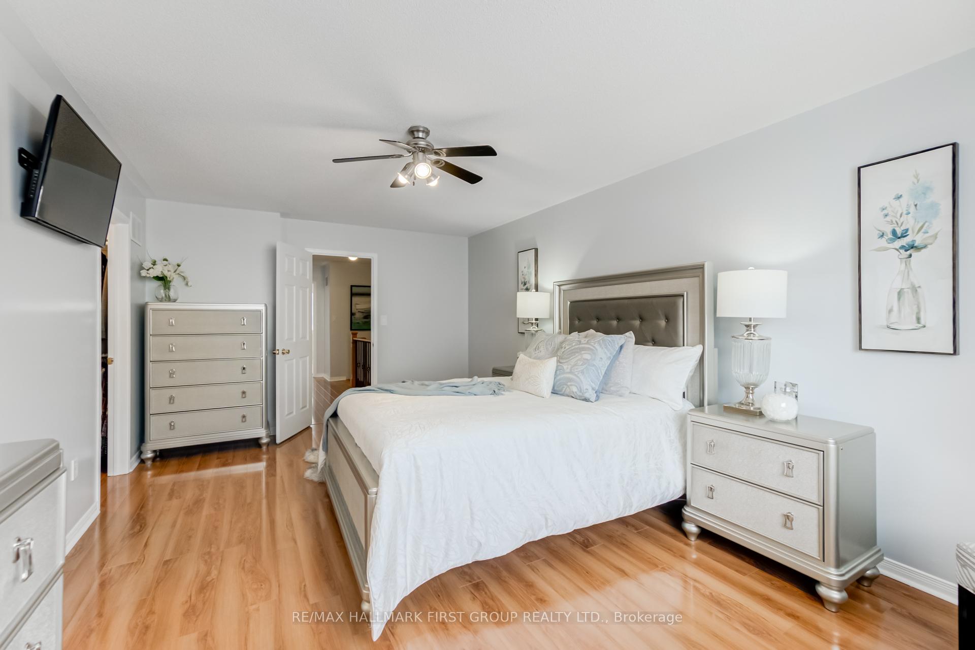 Photo 20 of 37 Abela Lane, Ajax, Central — HOMEH