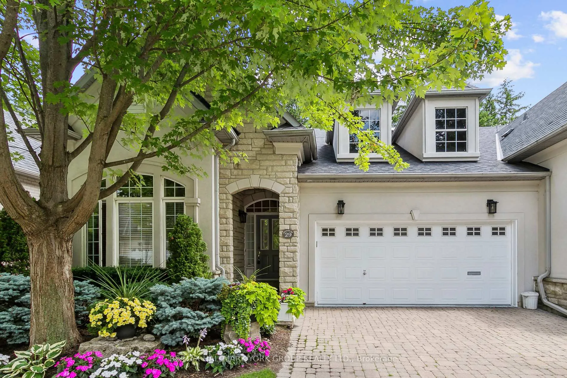 Photo 1 of 29 Arlington Way, Markham, Grandview — HOMEH