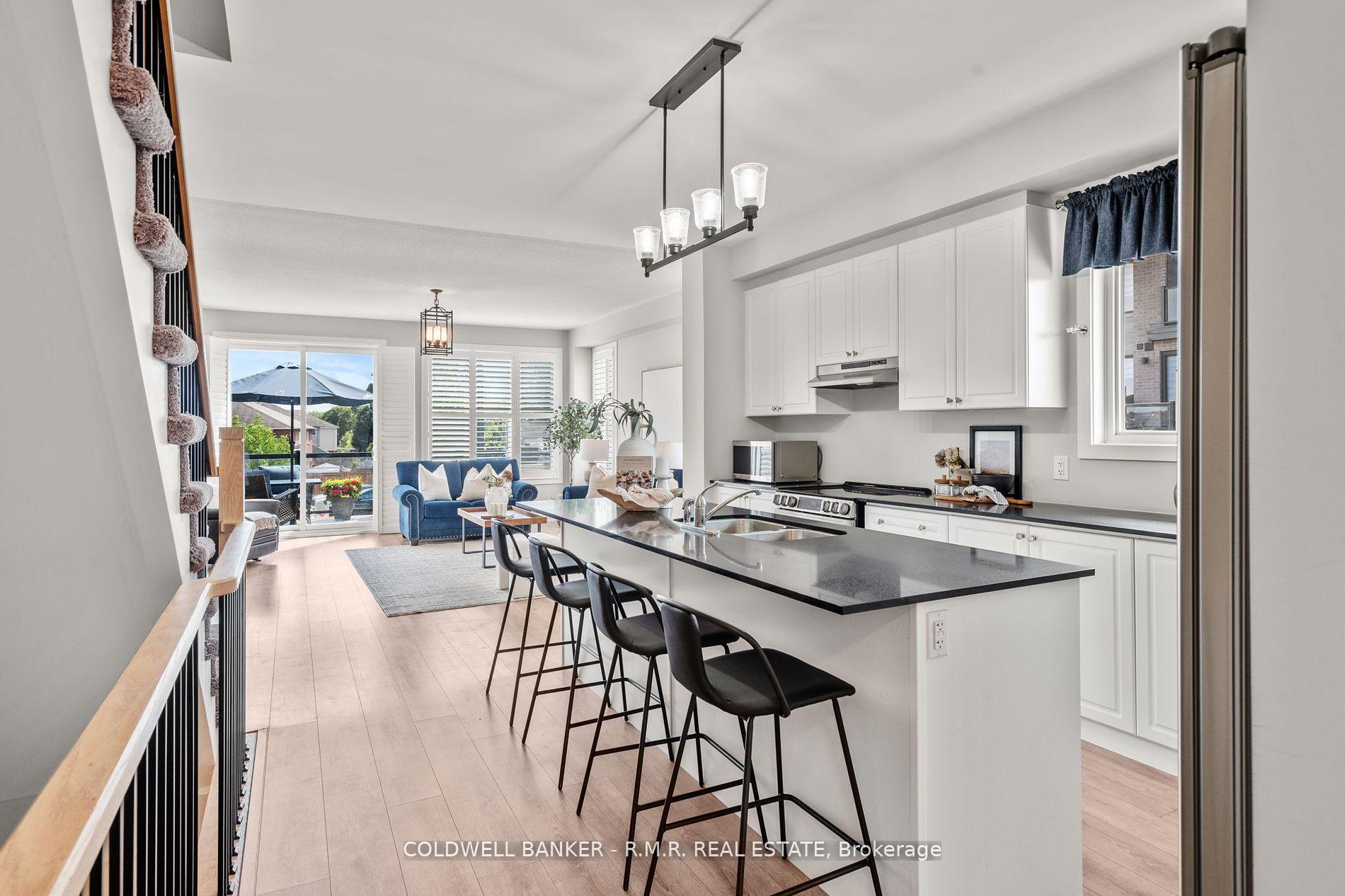 Photo 8 of 43 Assunta Lane, Clarington, Bowmanville — HOMEH