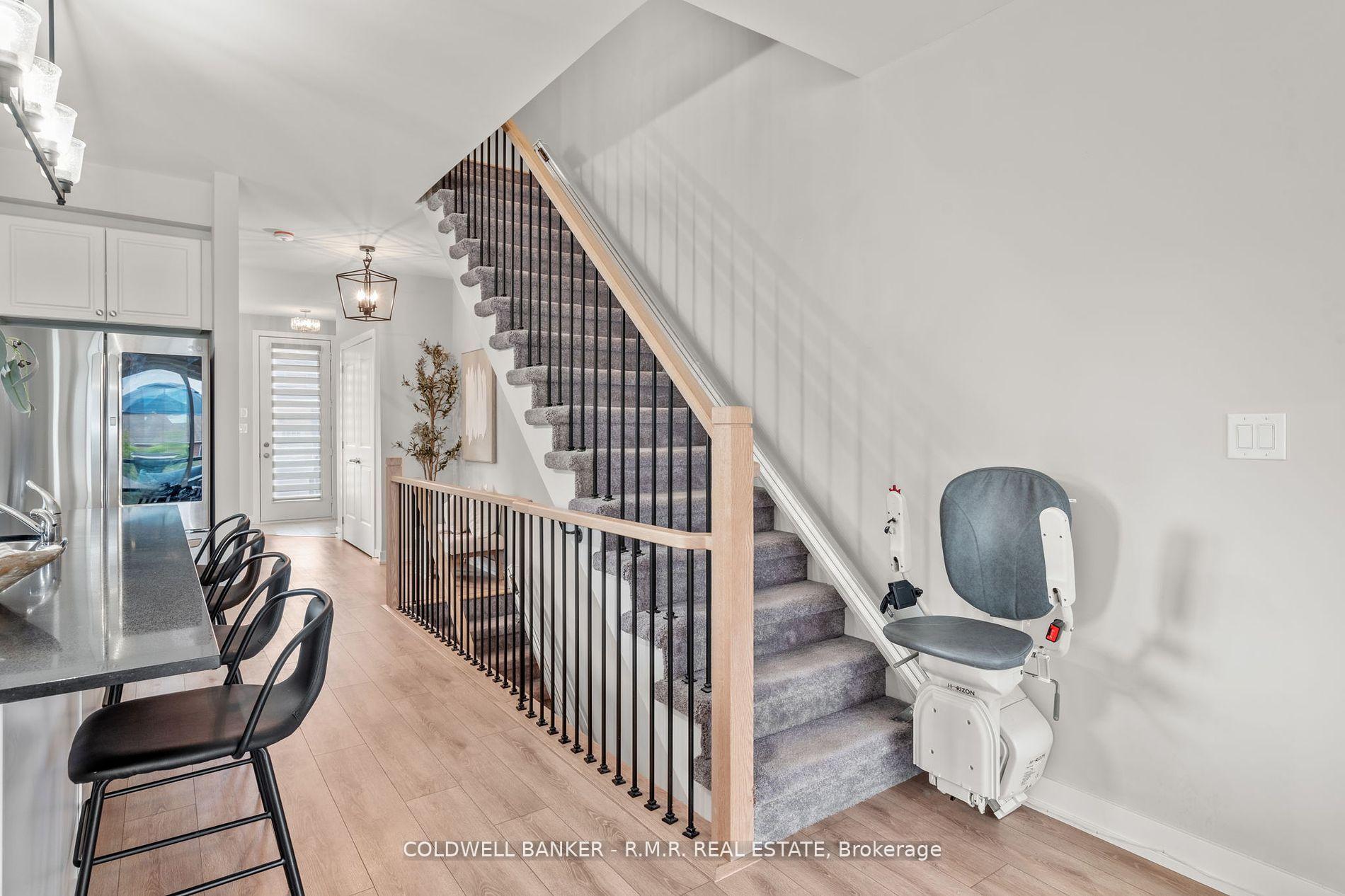 Photo 18 of 43 Assunta Lane, Clarington, Bowmanville — HOMEH