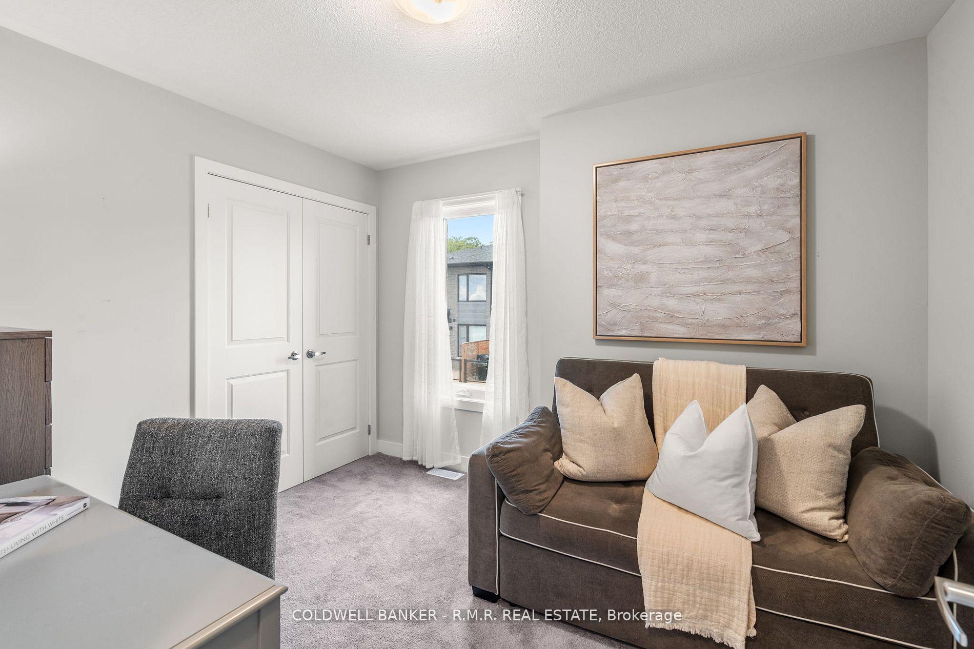 Photo 23 of 43 Assunta Lane, Clarington, Bowmanville — HOMEH
