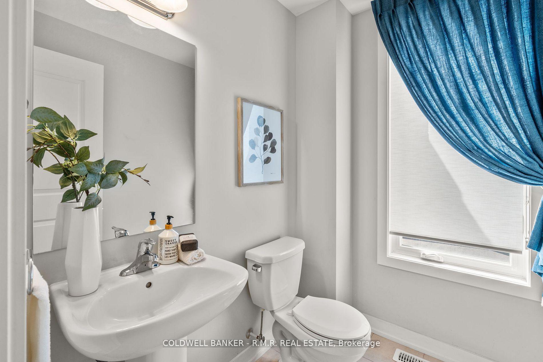 Photo 31 of 43 Assunta Lane, Clarington, Bowmanville — HOMEH