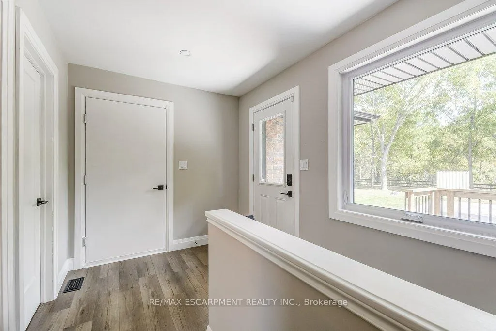 Photo 4 of 542 Paris Road, Brant, Paris — HOMEH