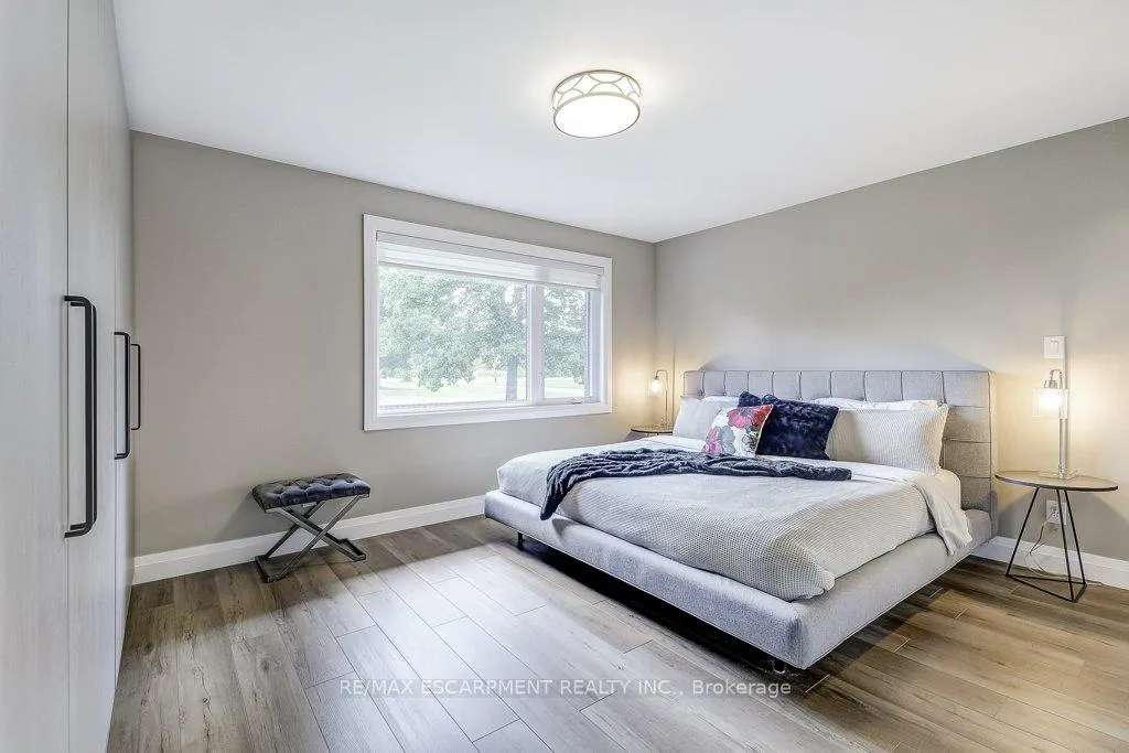 Photo 15 of 542 Paris Road, Brant, Paris — HOMEH