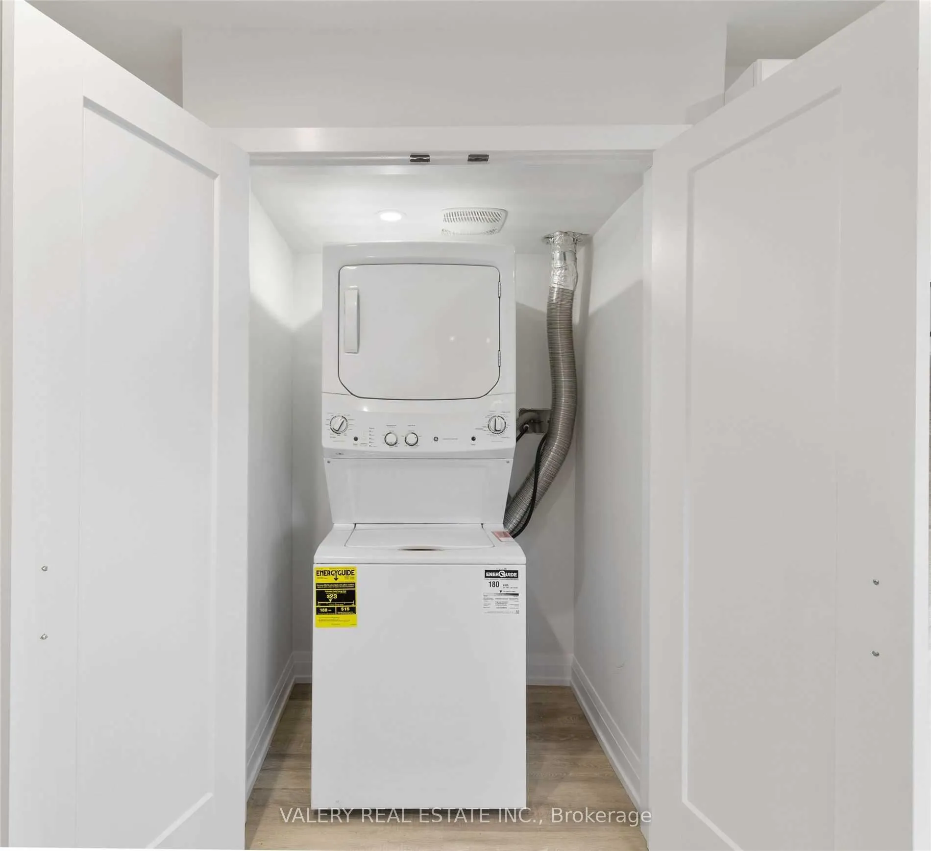 Photo 18 of Unit 2, 5 Maplewood Ave, Hamilton, St. Clair — HOMEH