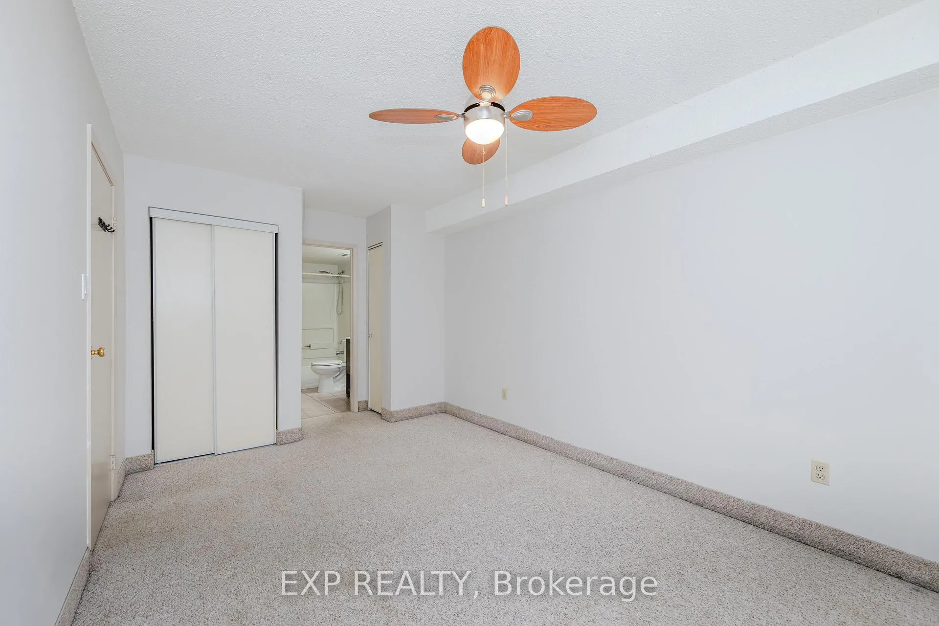 Photo 20 of Unit 404, 15 Hofstetter Avenue, Kitchener — HOMEH