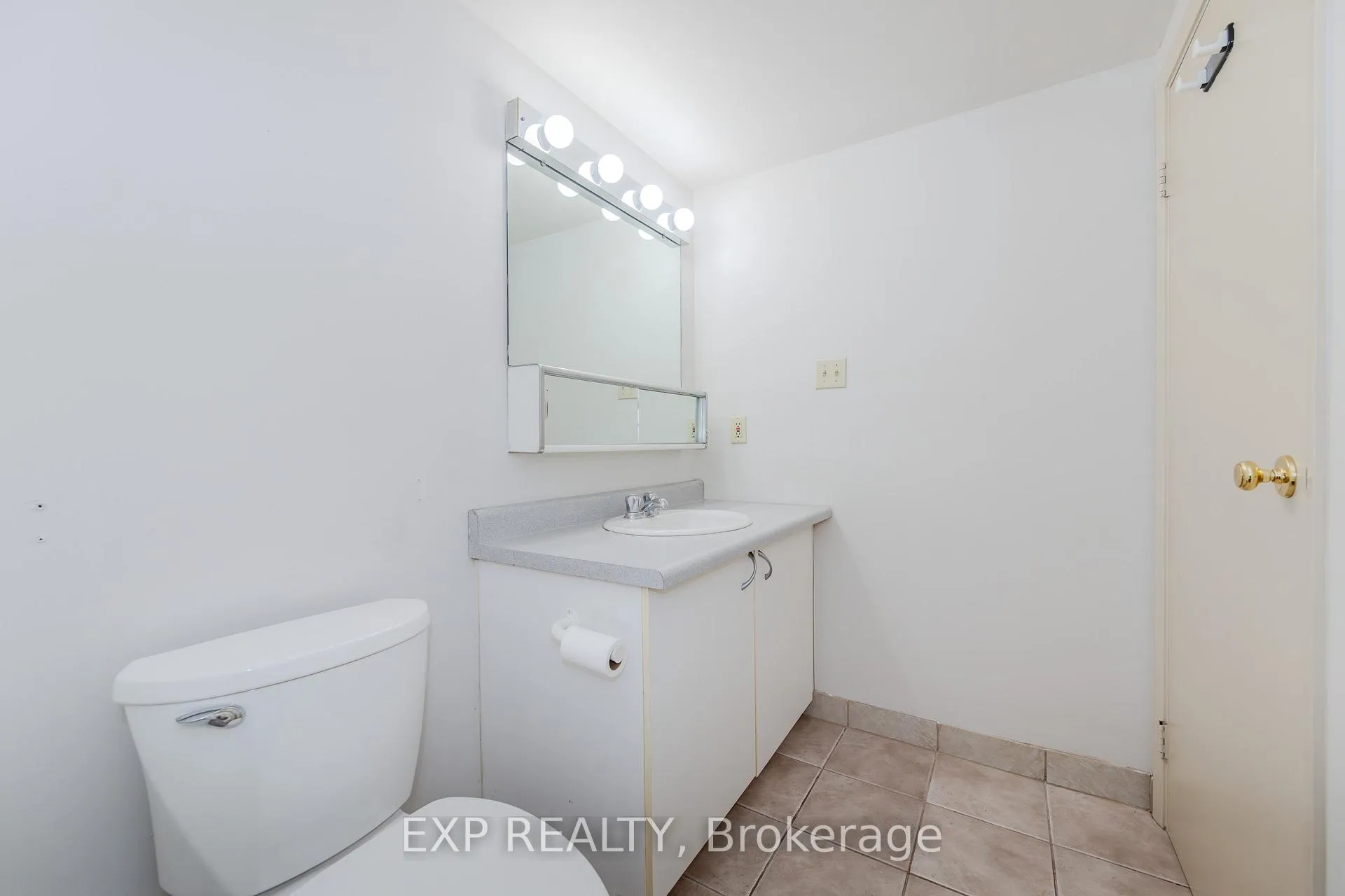 Photo 26 of Unit 404, 15 Hofstetter Avenue, Kitchener — HOMEH