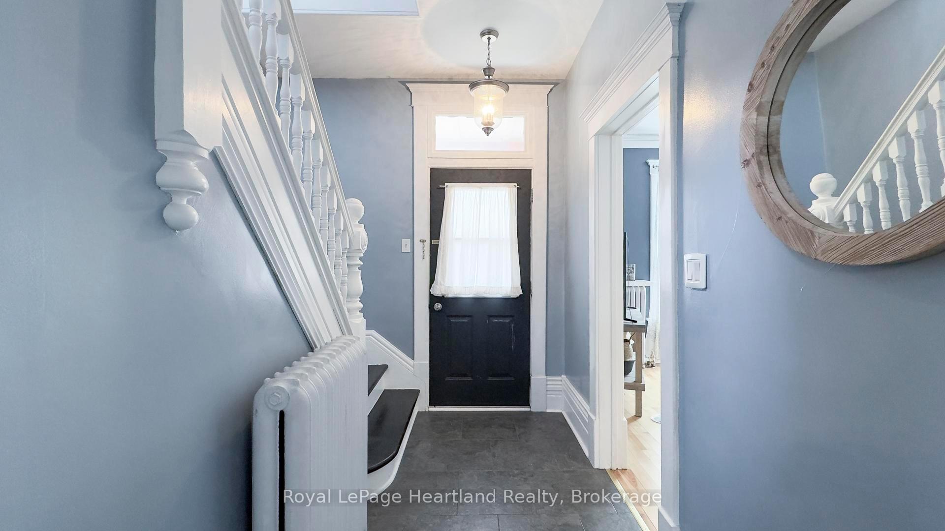 Photo 3 of 221 Bayfield Road, Goderich, Goderich (Town) — HOMEH